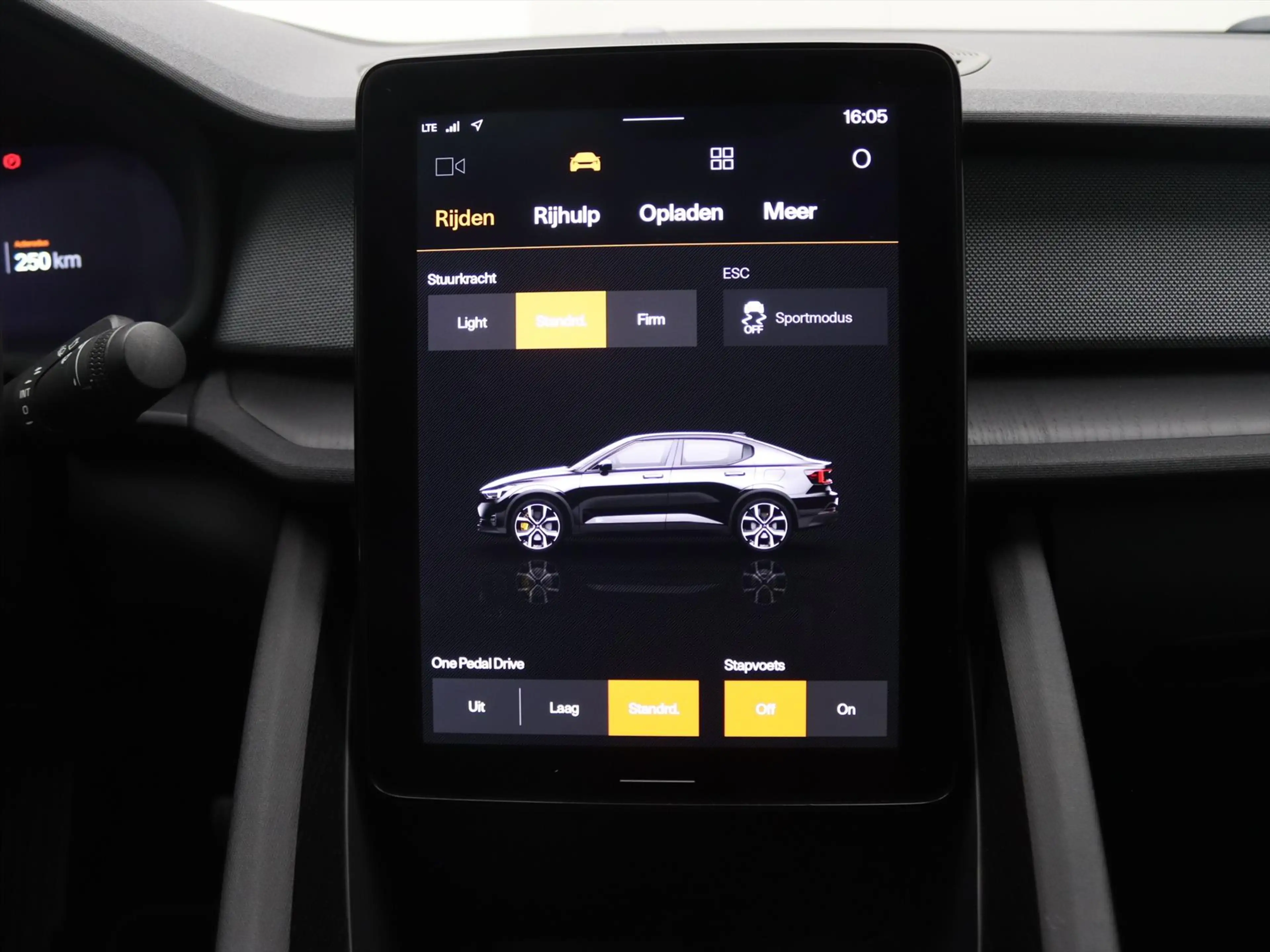 Polestar 2 Long Range Dual Motor Launch Edition 78 kWh AWD 40 — photo 32