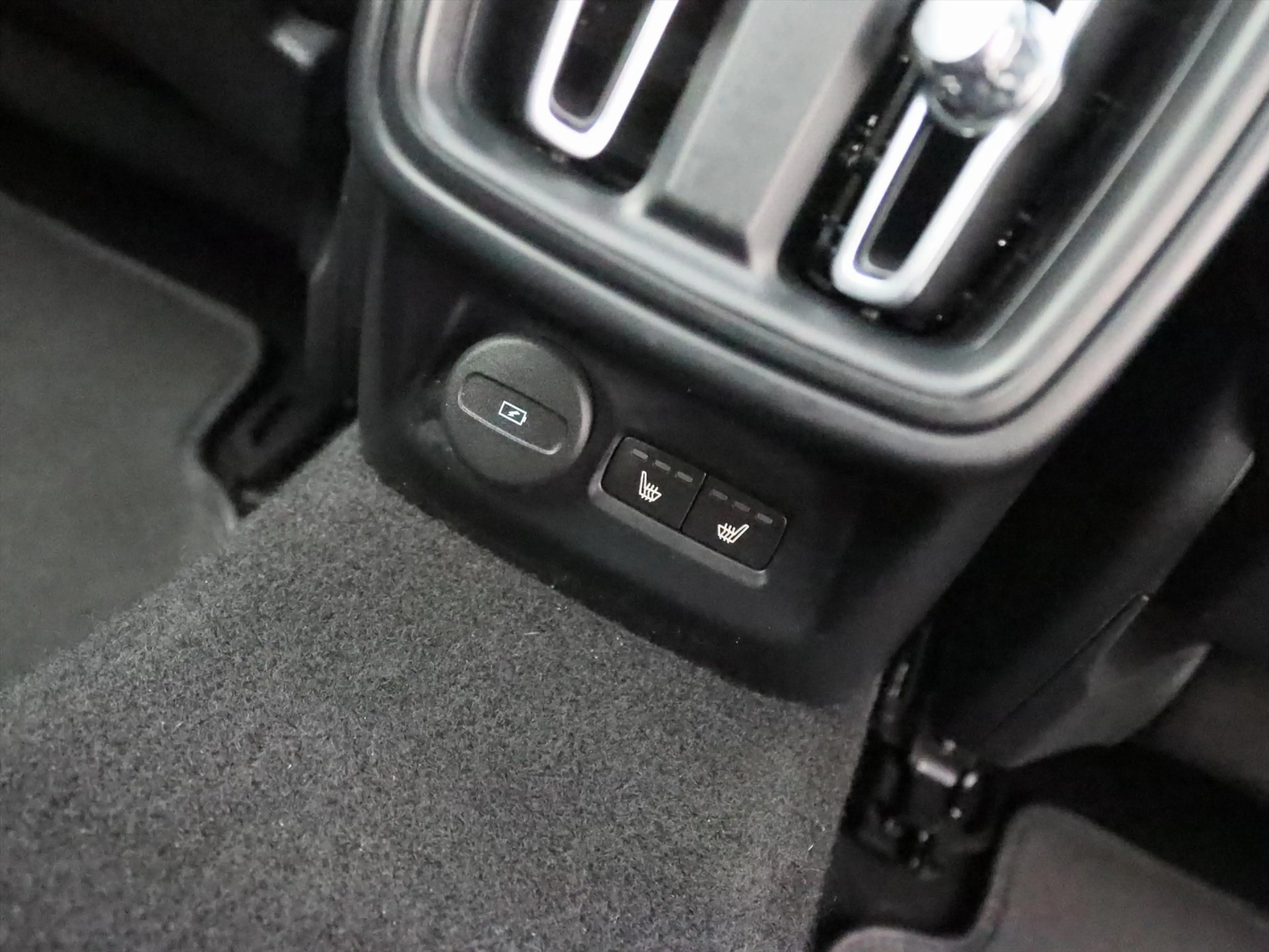 Polestar 2 Long Range Dual Motor Launch Edition 78 kWh AWD 40 — photo 43