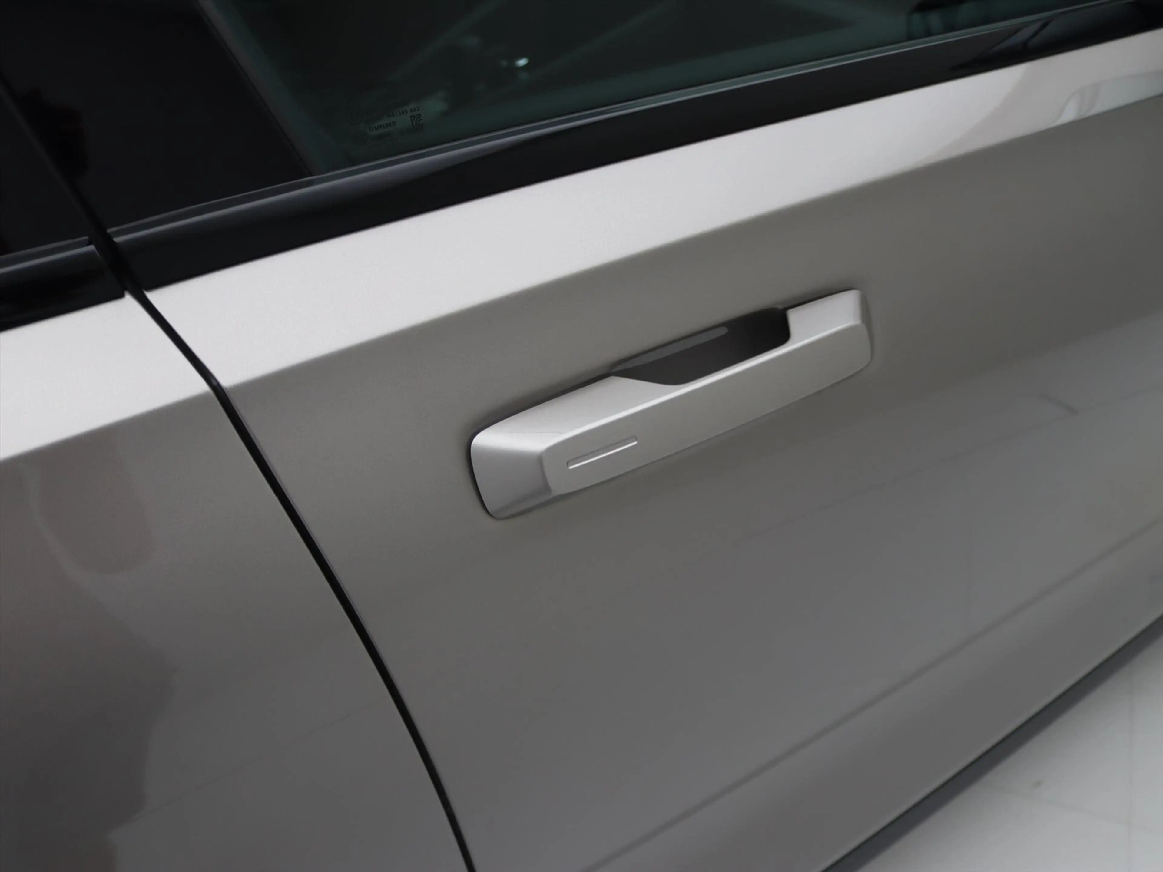 Polestar 2 Long Range Dual Motor Launch Edition 78 kWh AWD 40 — photo 42