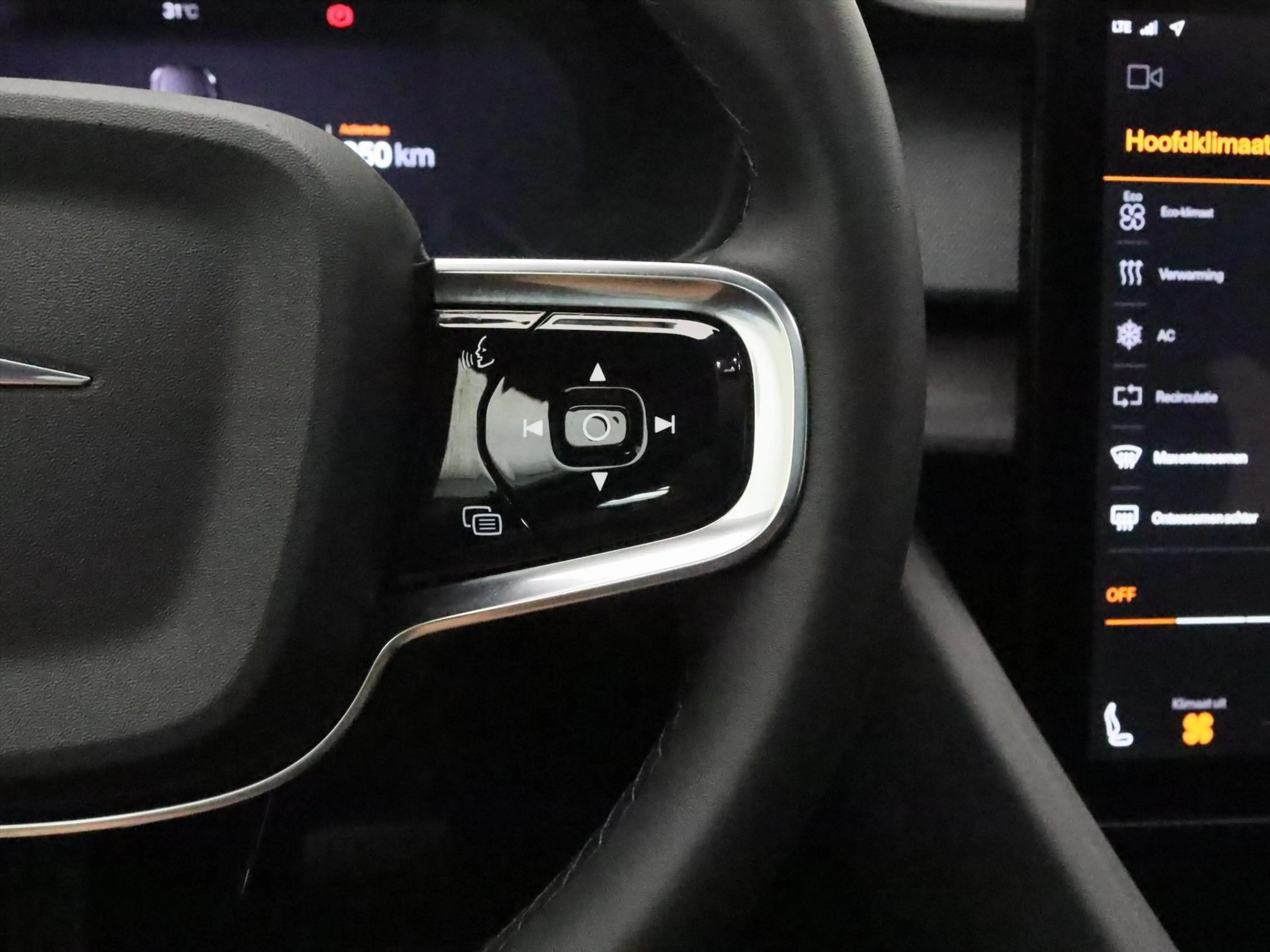 Polestar 2 Long Range Dual Motor Launch Edition 78 kWh AWD 40 — photo 21