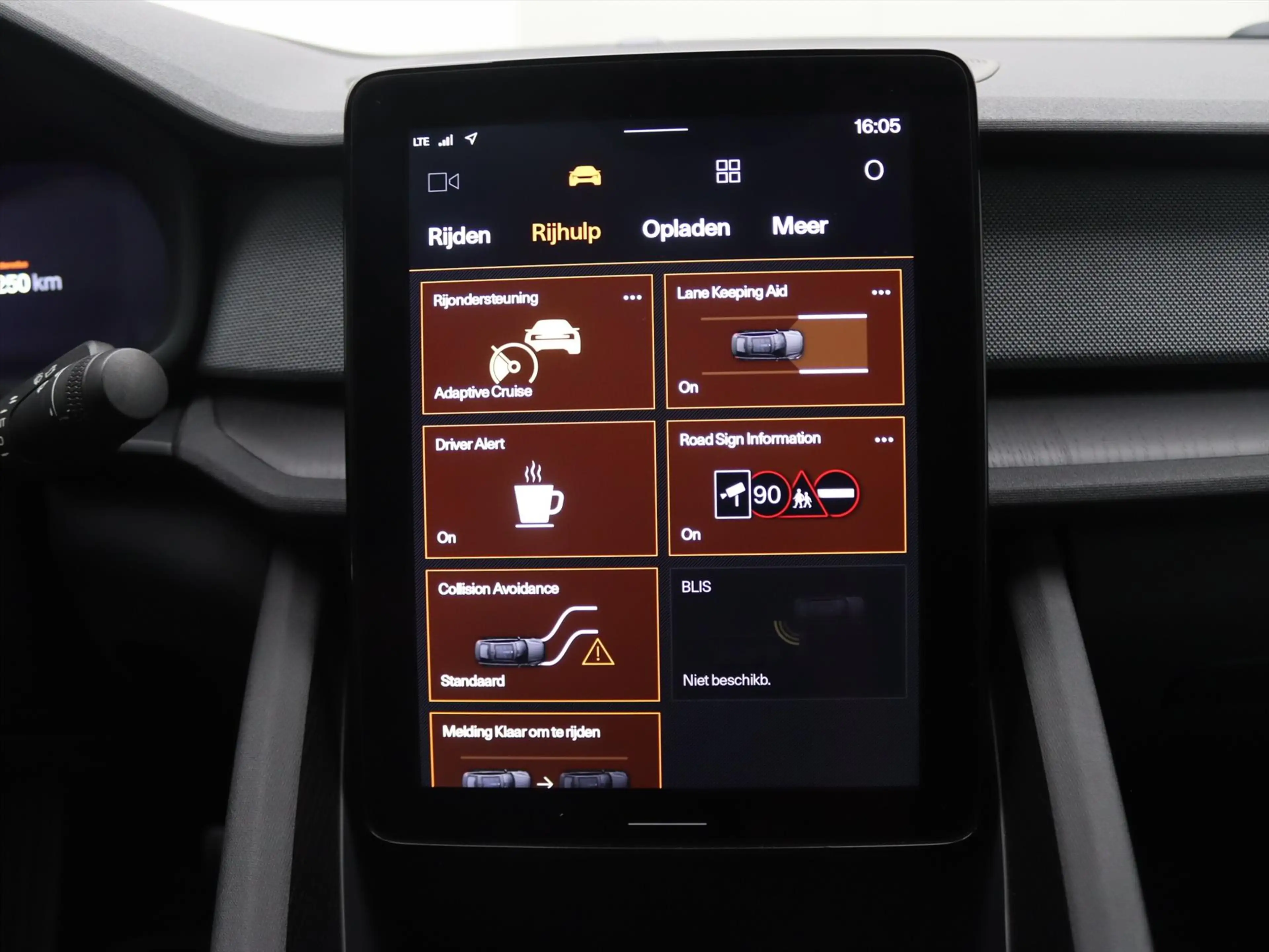 Polestar 2 Long Range Dual Motor Launch Edition 78 kWh AWD 40 — photo 36
