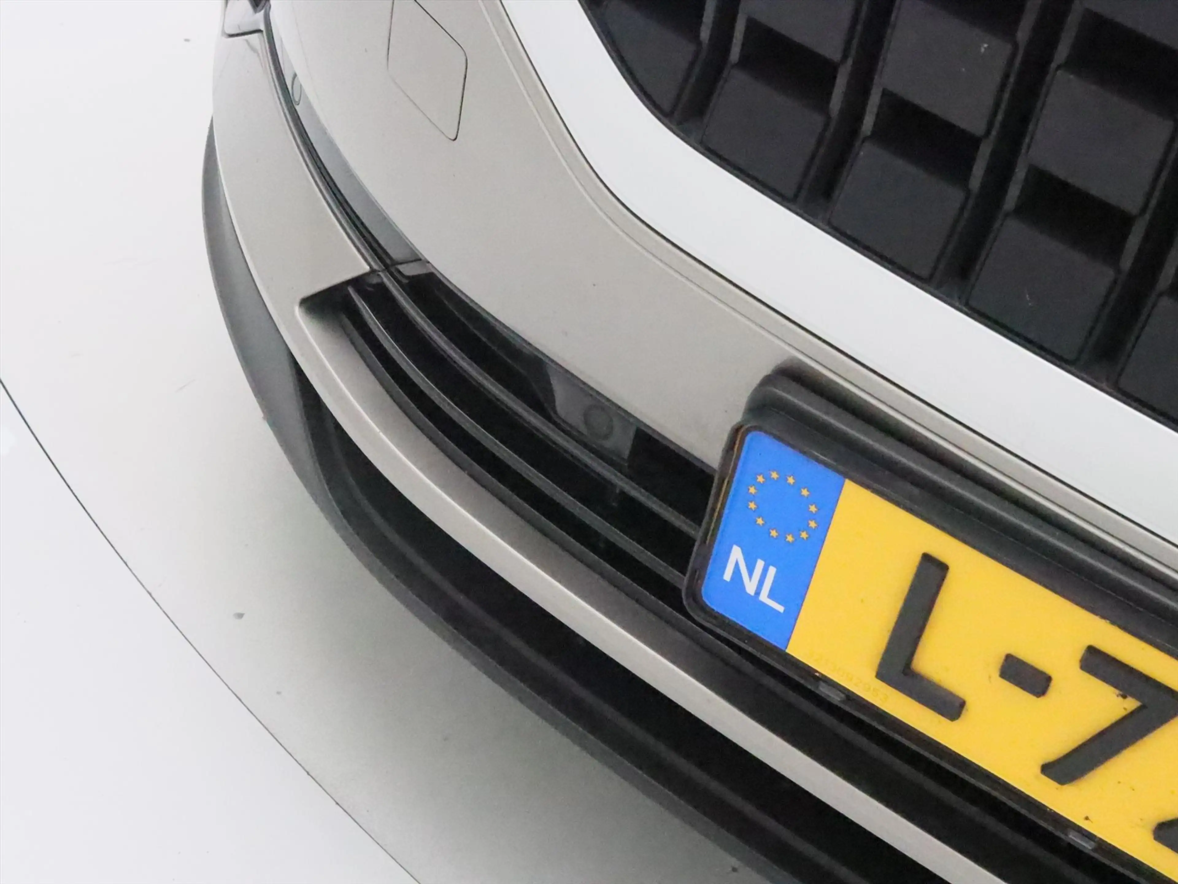 Polestar 2 Long Range Dual Motor Launch Edition 78 kWh AWD 40 — photo 46