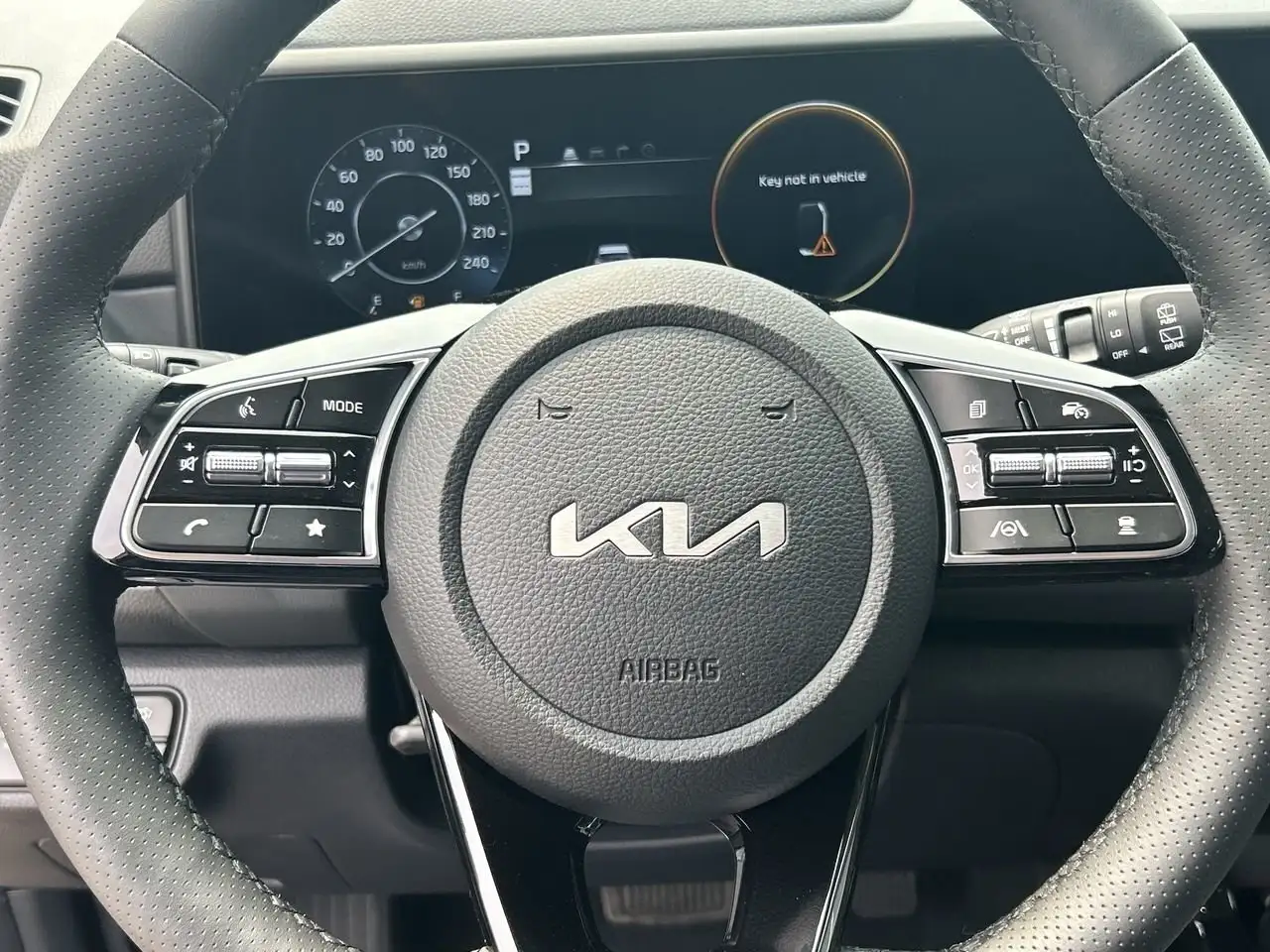 Kia Seltos снимка Kia Seltos
