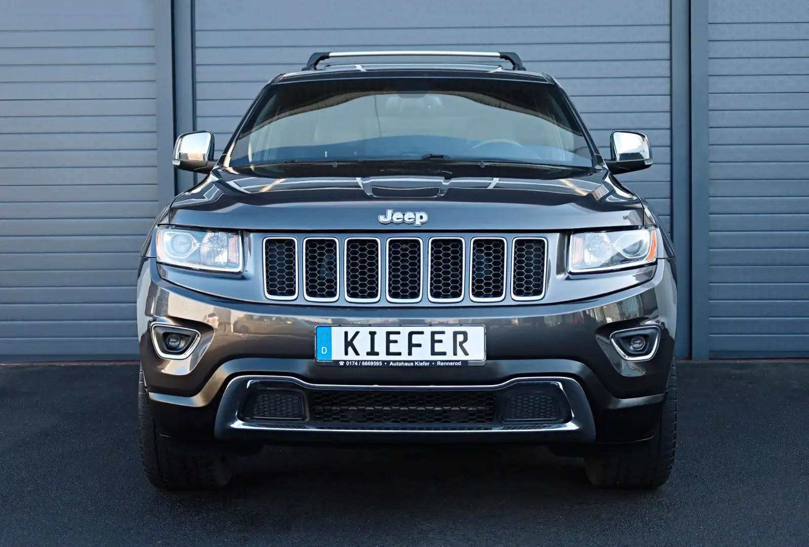 Jeep Grand Cherokee Limited/4xSHZ/LHZ/AHK/NAVI/R20 Сірий - 2
