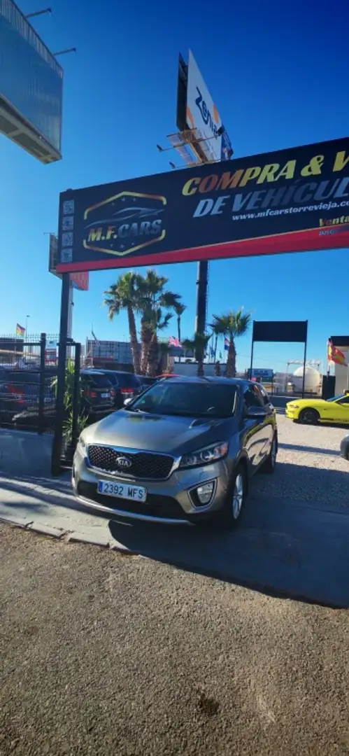 Kia Sorento Todoterreno Automático de 5 Puertas Gris - 1