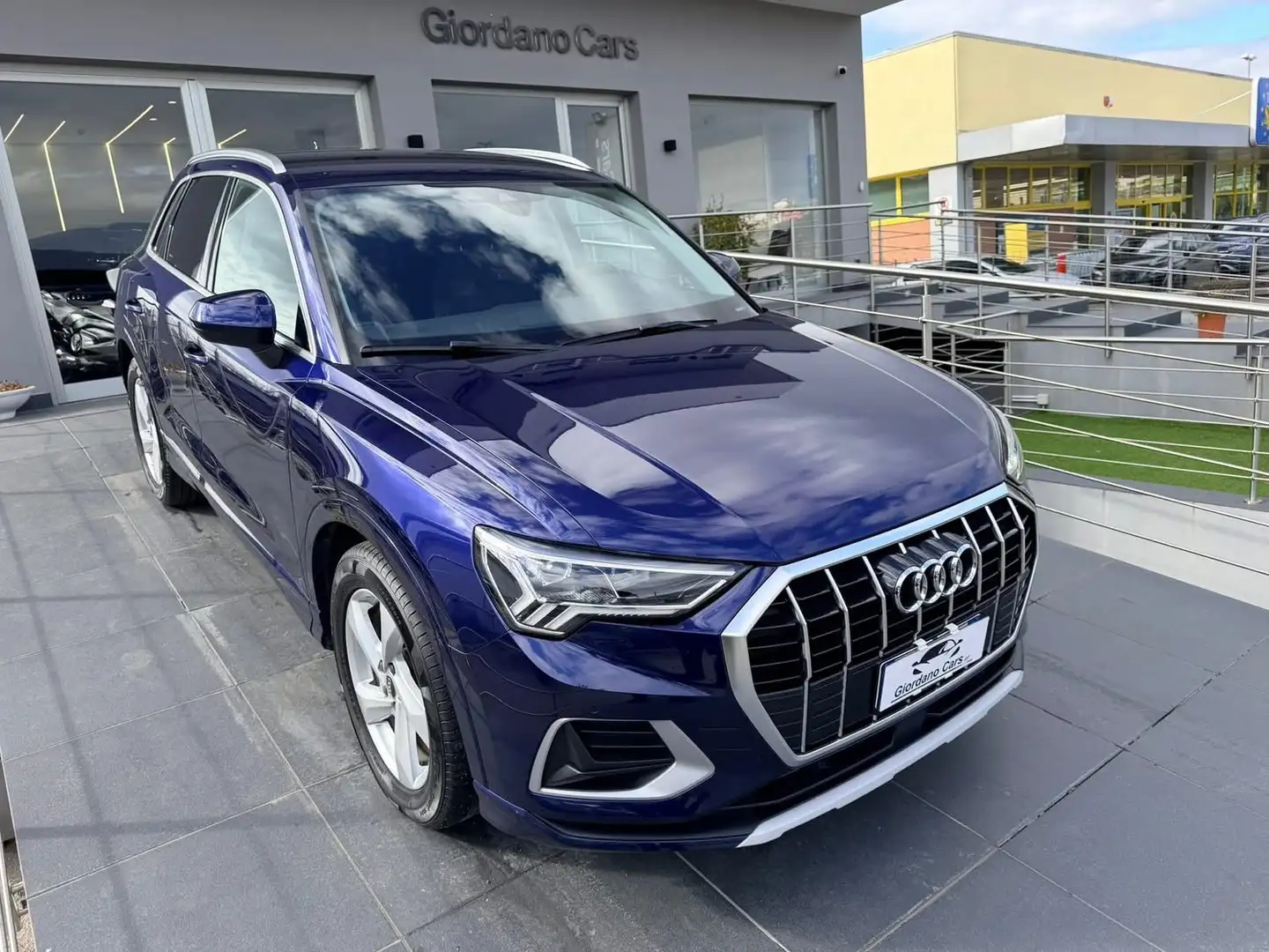 Audi Q3 35 2.0 tdi S line edition s-tronic Blu/Azzurro - 1