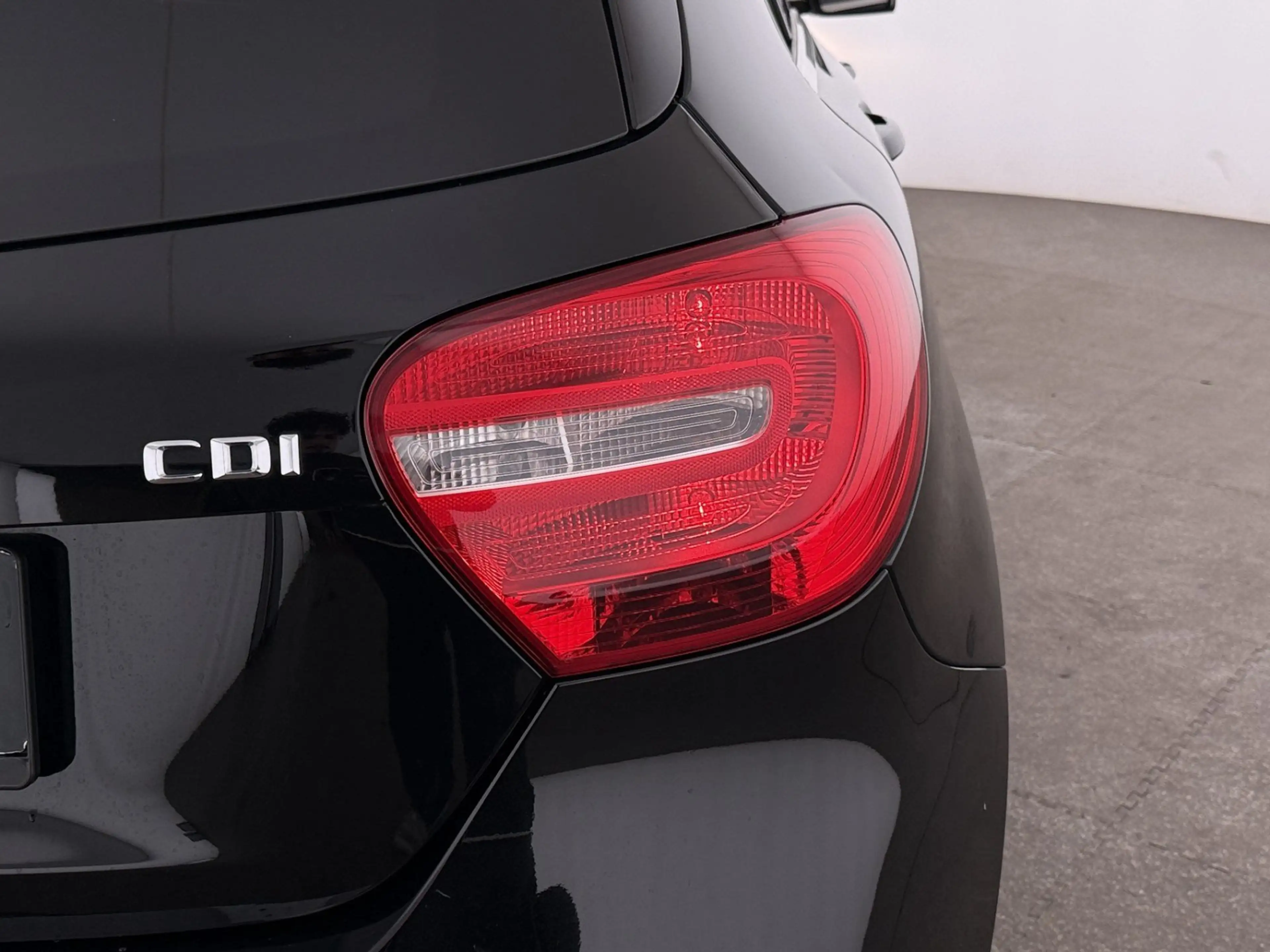 Mercedes-Benz A 180 CDI BlueEfficiency DCT Urban Aut LEDER TEMP — photo 11