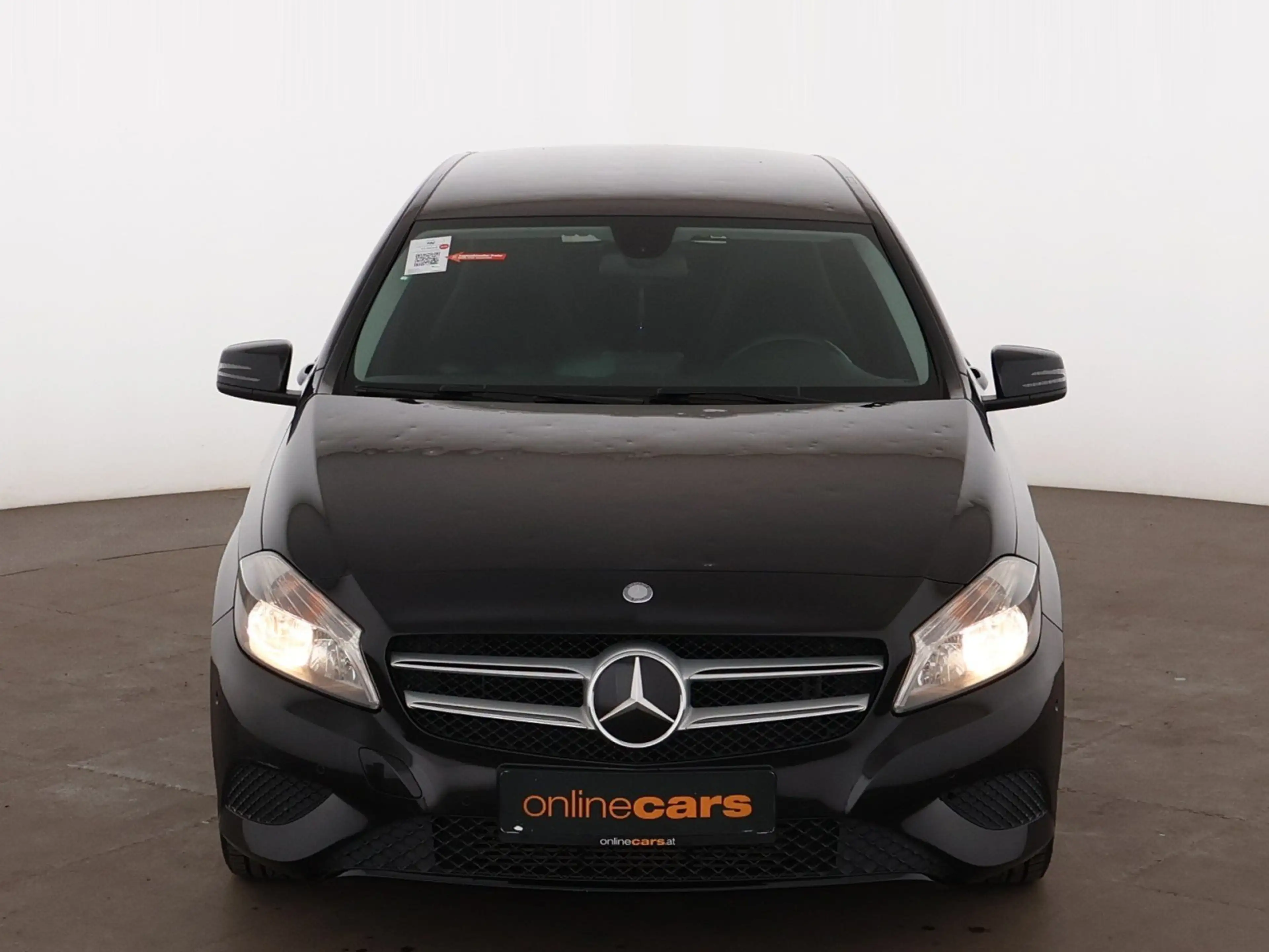 Mercedes-Benz A 180 CDI BlueEfficiency DCT Urban Aut LEDER TEMP — photo 2