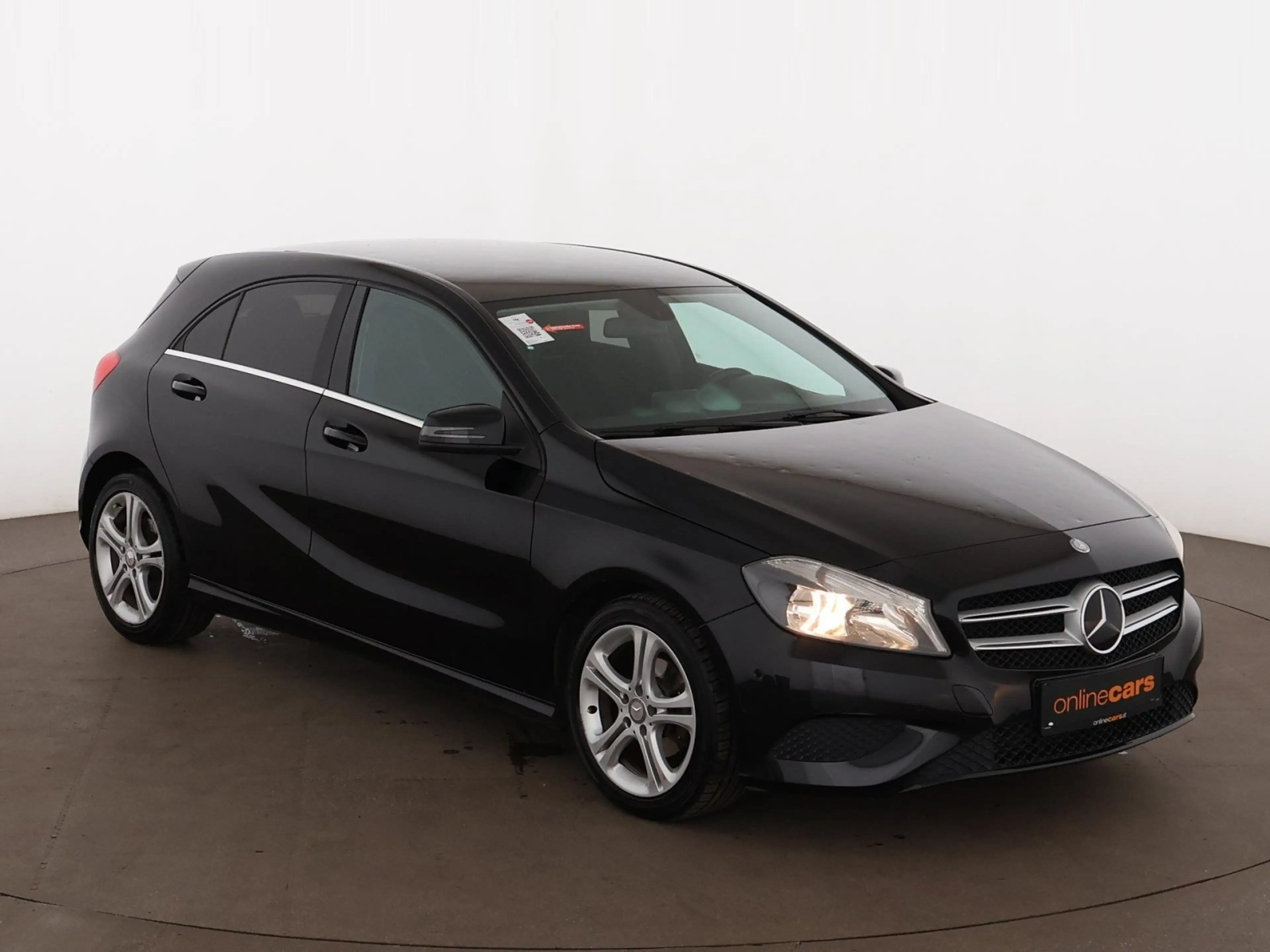 Mercedes-Benz A 180 CDI BlueEfficiency DCT Urban Aut LEDER TEMP — photo 4
