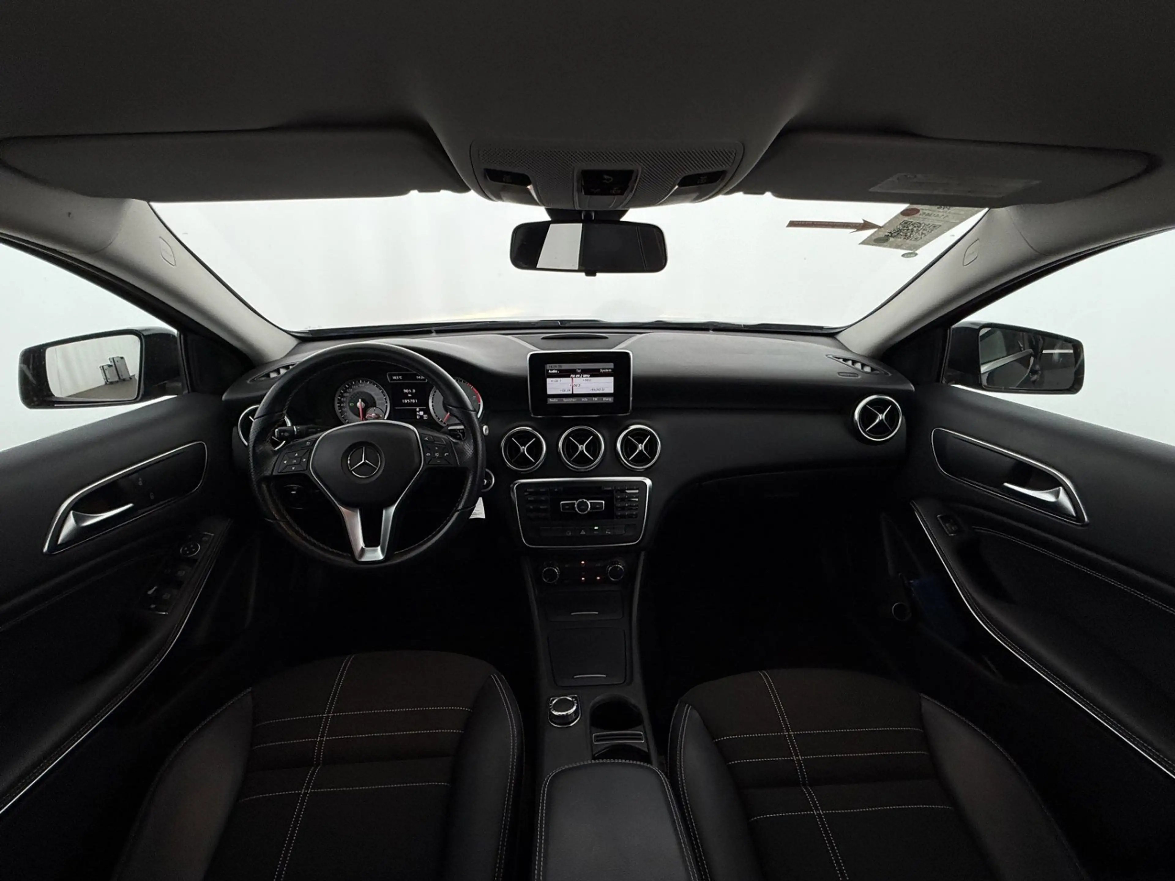 Mercedes-Benz A 180 CDI BlueEfficiency DCT Urban Aut LEDER TEMP — photo 13