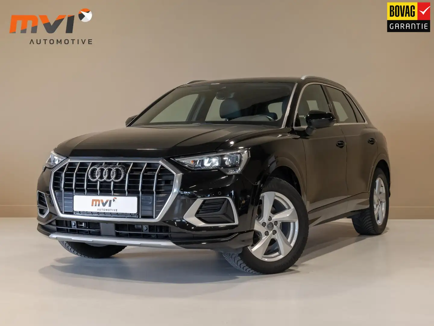Audi Q3 35 TFSI Advanced / 150pk / Panorama dak / Stoelver Zwart - 1