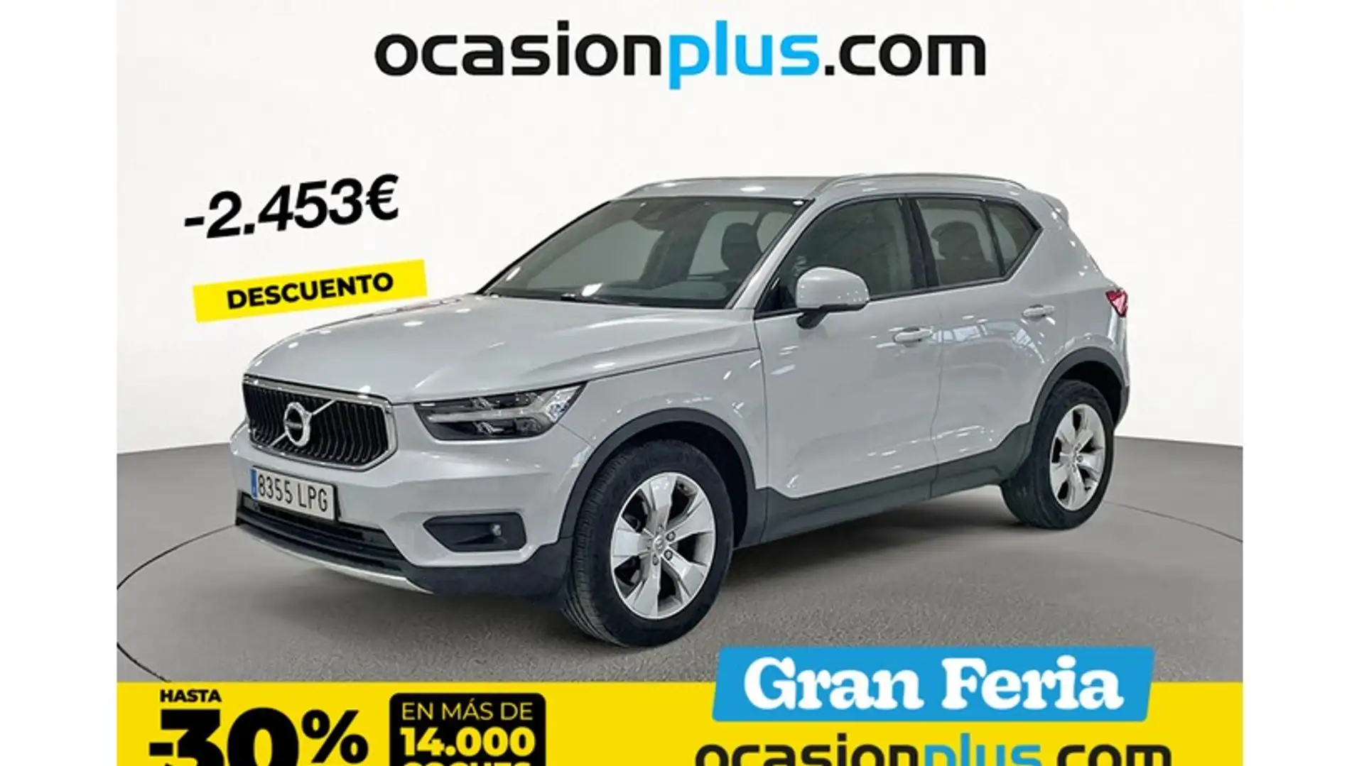 Volvo XC40 T3 Momentum Pro Aut. Plateado - 1