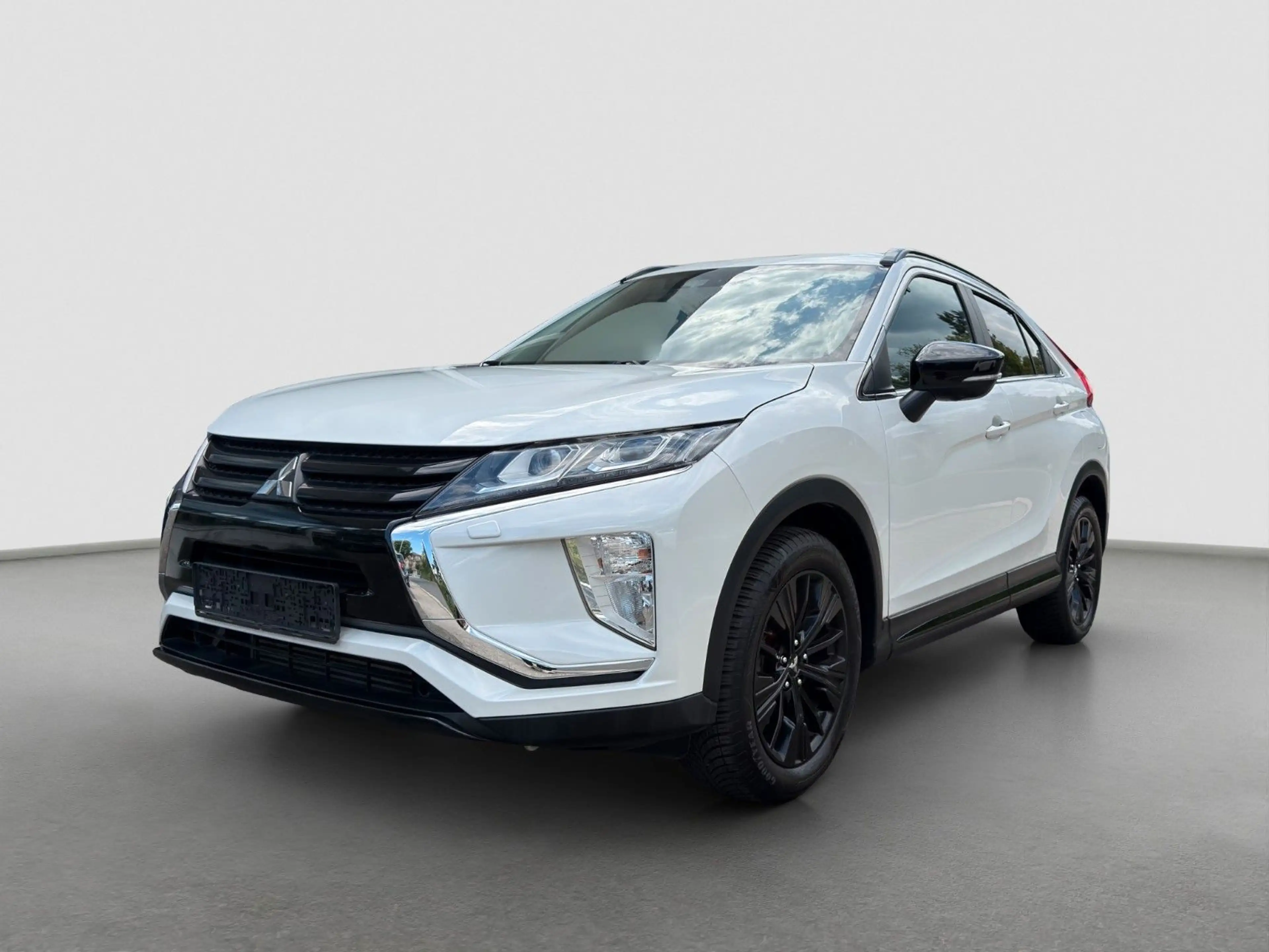Mitsubishi Eclipse Cross Active+4WD*Keyless-GO*Navi*360°*AC