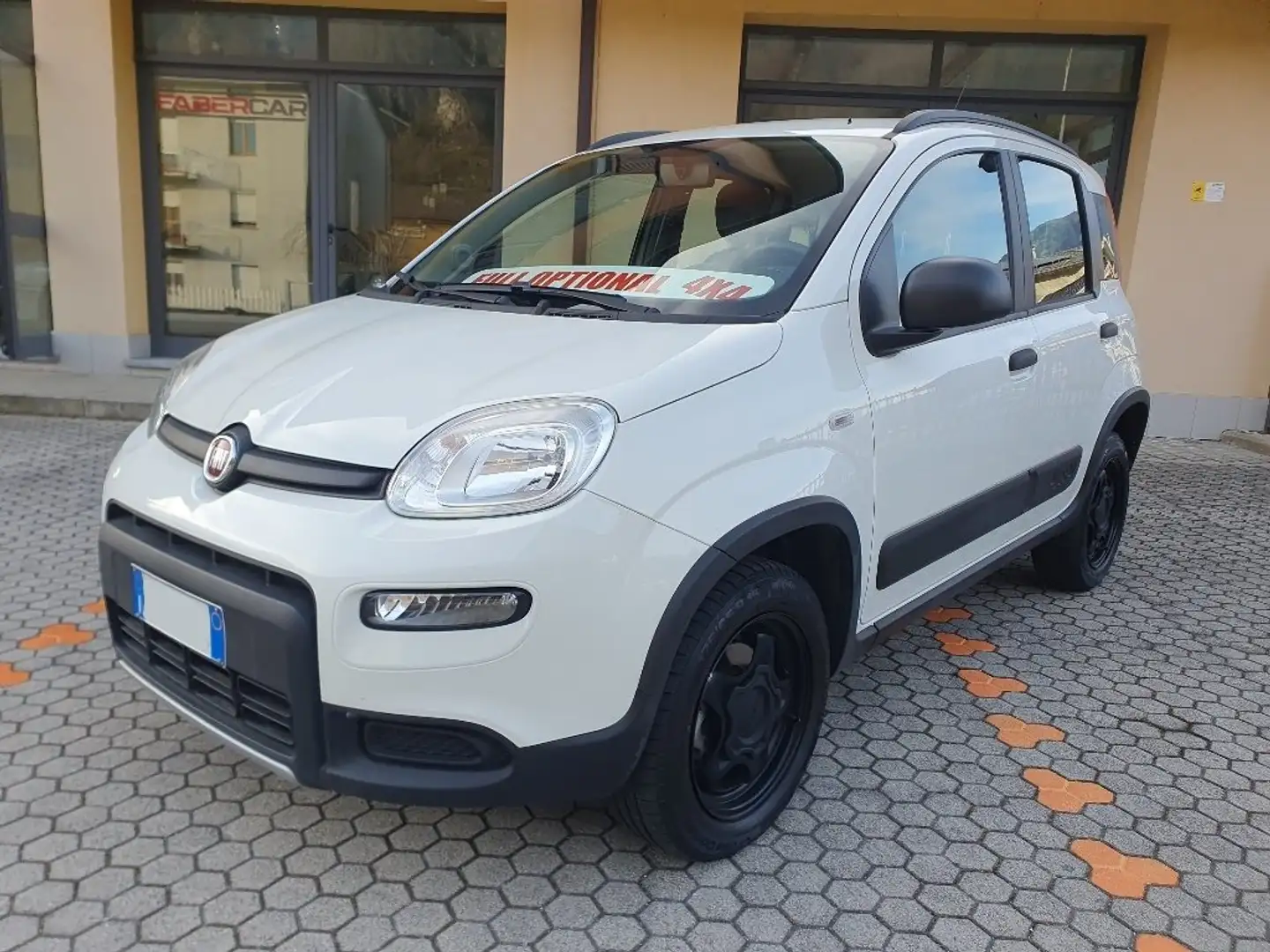Fiat Panda 0.9 t.air t. 4x4 85cv S&S - km 17.000 - Bianco - 1