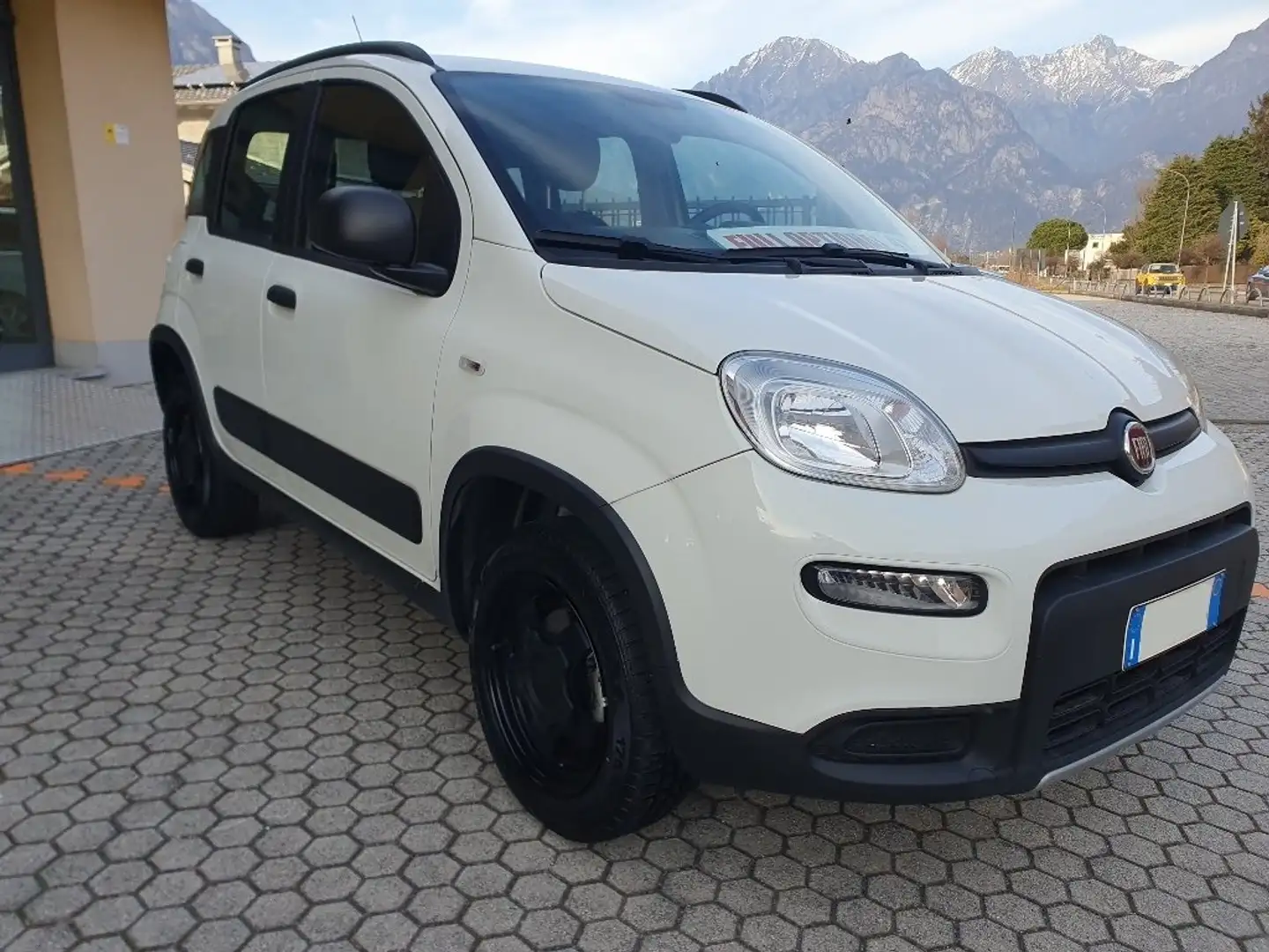 Fiat Panda 0.9 t.air t. 4x4 85cv S&S - km 17.000 - Bianco - 2