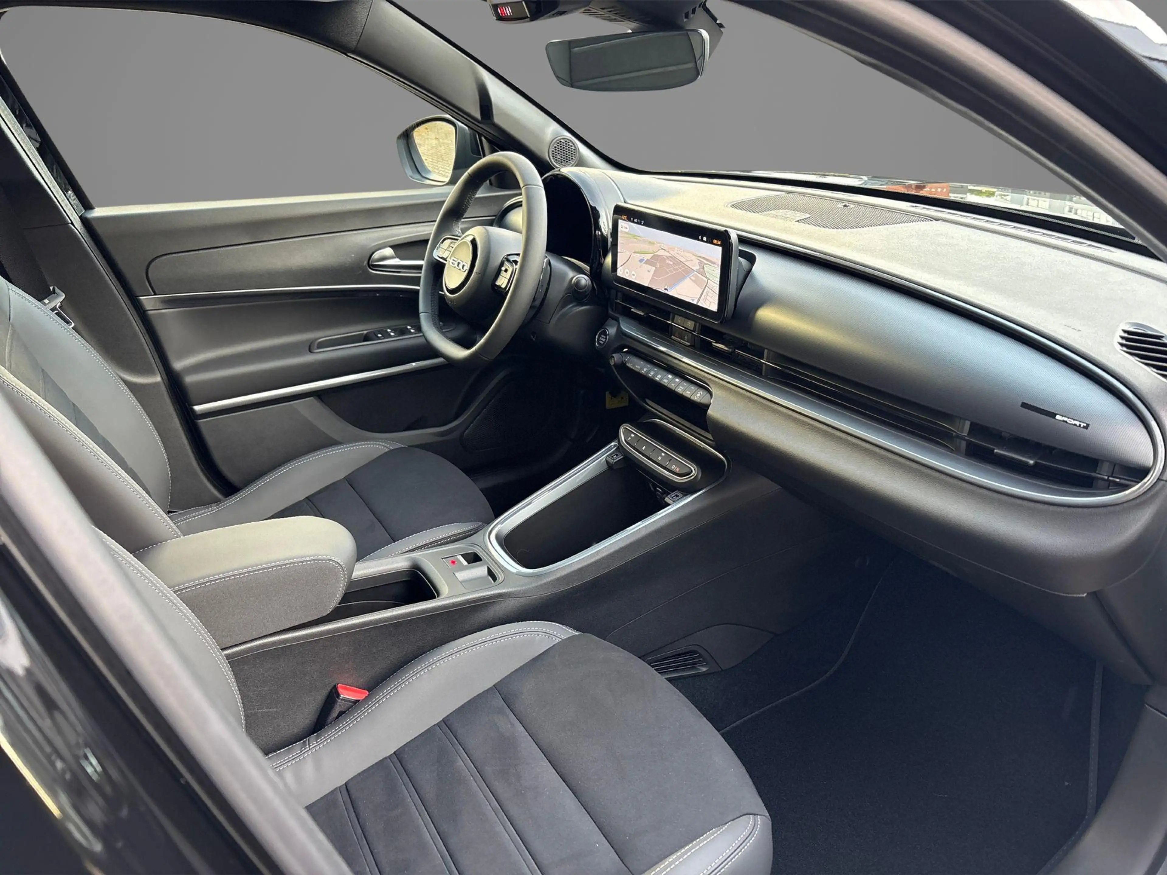 Fiat 600 1.2 Hybrid Sport | Navigatie | Parkersensoren Voor — photo 5