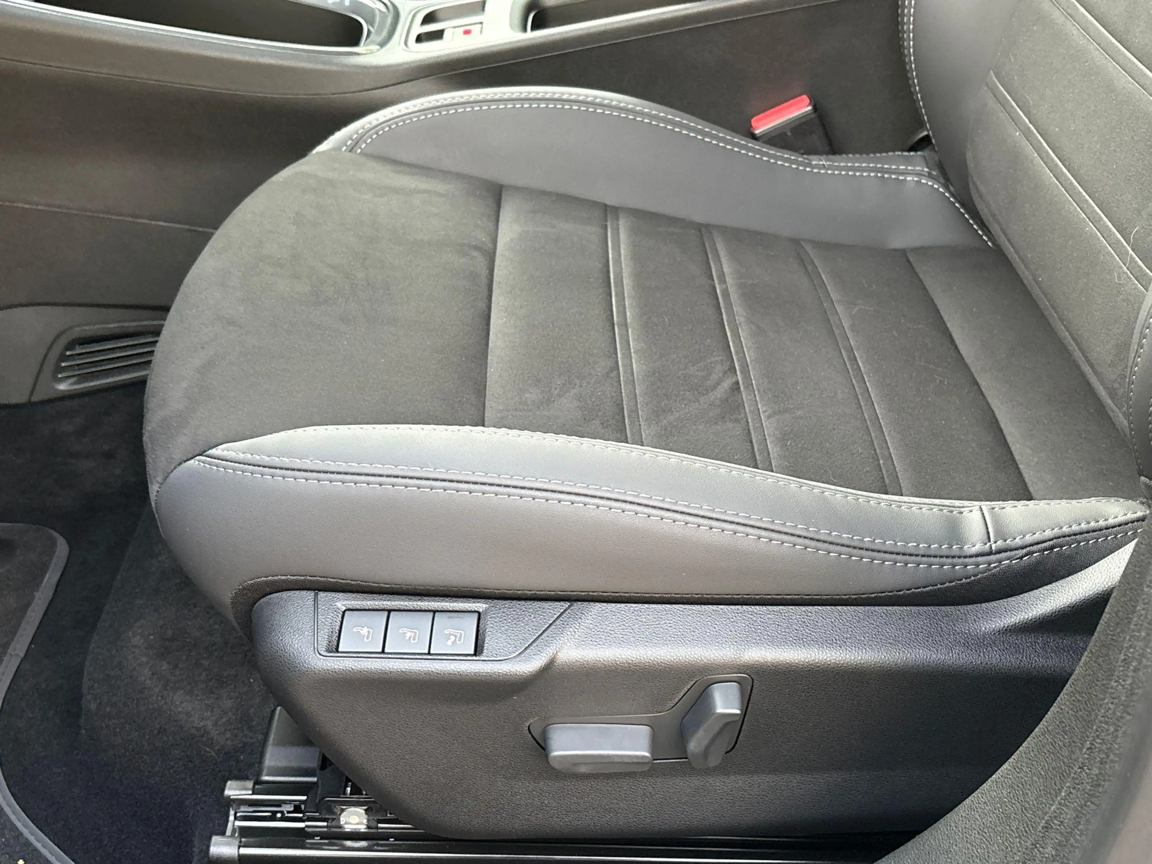 Fiat 600 1.2 Hybrid Sport | Navigatie | Parkersensoren Voor — photo 15