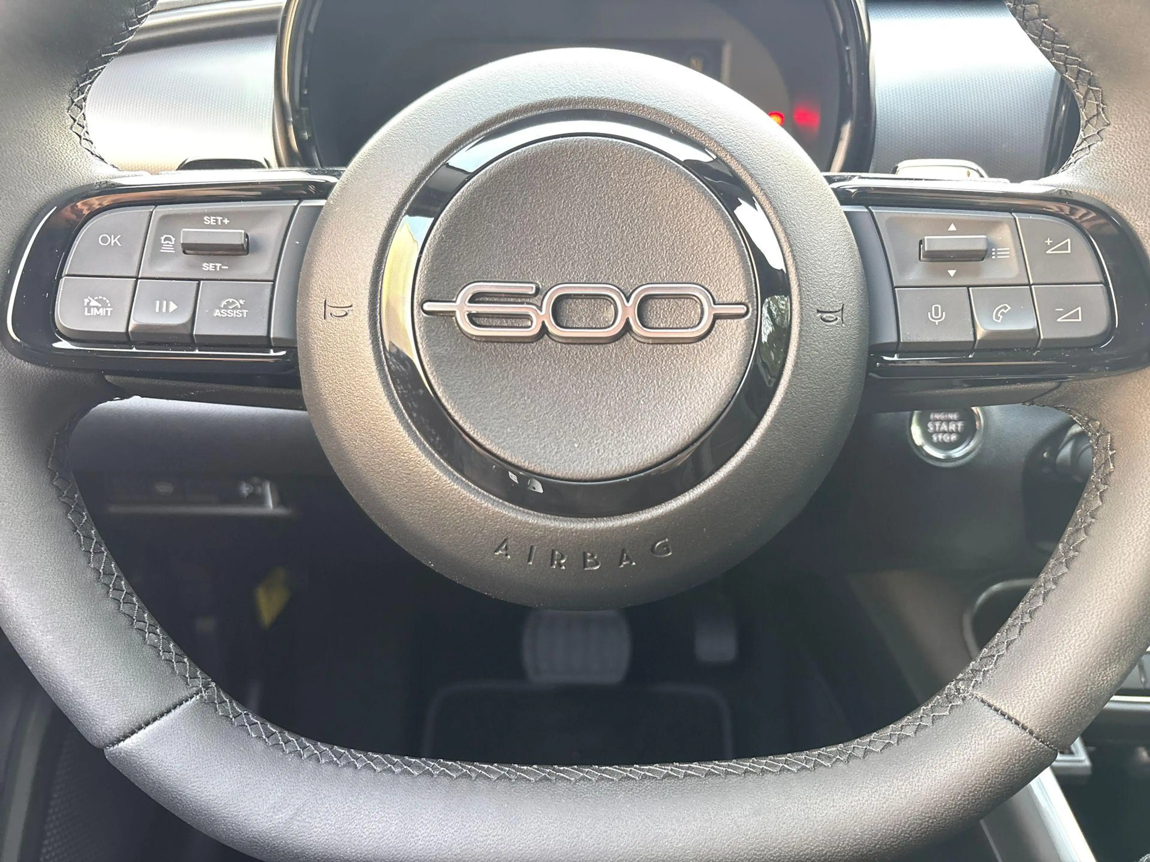 Fiat 600 1.2 Hybrid Sport | Navigatie | Parkersensoren Voor — photo 10