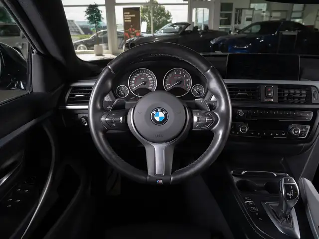 BMW 4 Series view 12