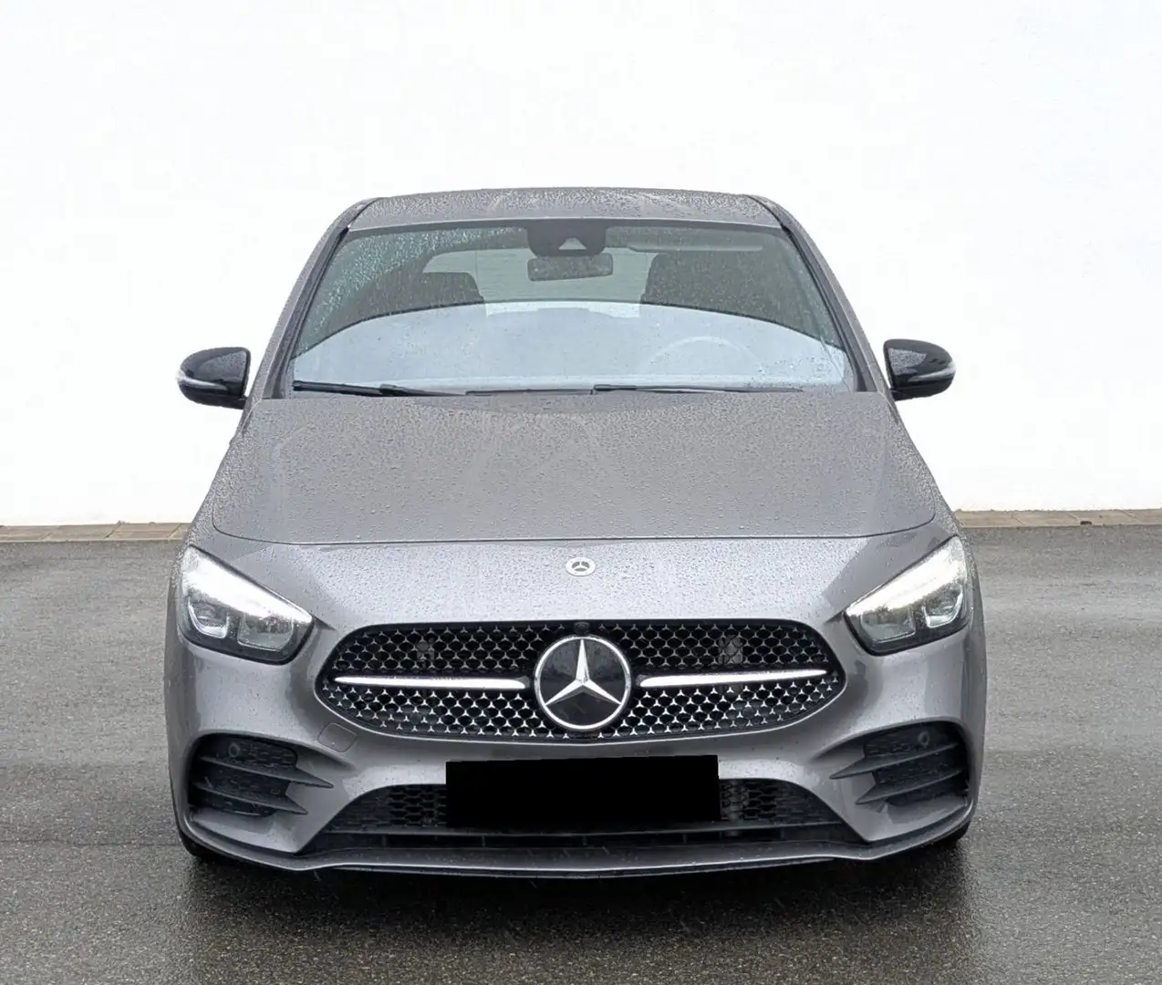 Mercedes-Benz B 180 d AMG PDC Kamera Alcantara Grau - 2