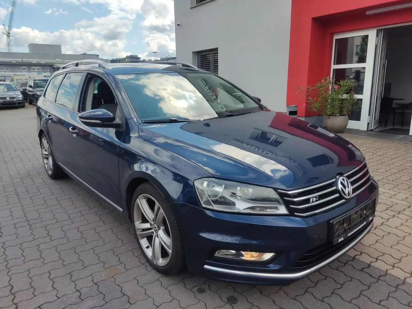 Volkswagen Passat Variant R-Line BlueMotion Albastru - 2