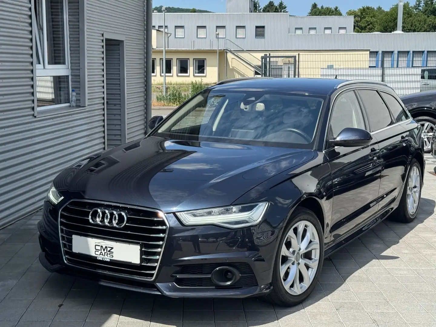 Audi A6 Avant 2.0 TDI ultra*AHK*BOSE*NAVI*LEDER* Blau - 1