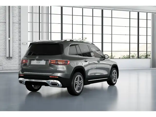 Mercedes-Benz GLB view 3