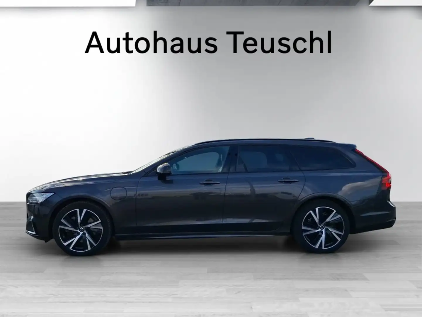 Volvo V90 T8 AWD Recharge R-Design Grau - 2