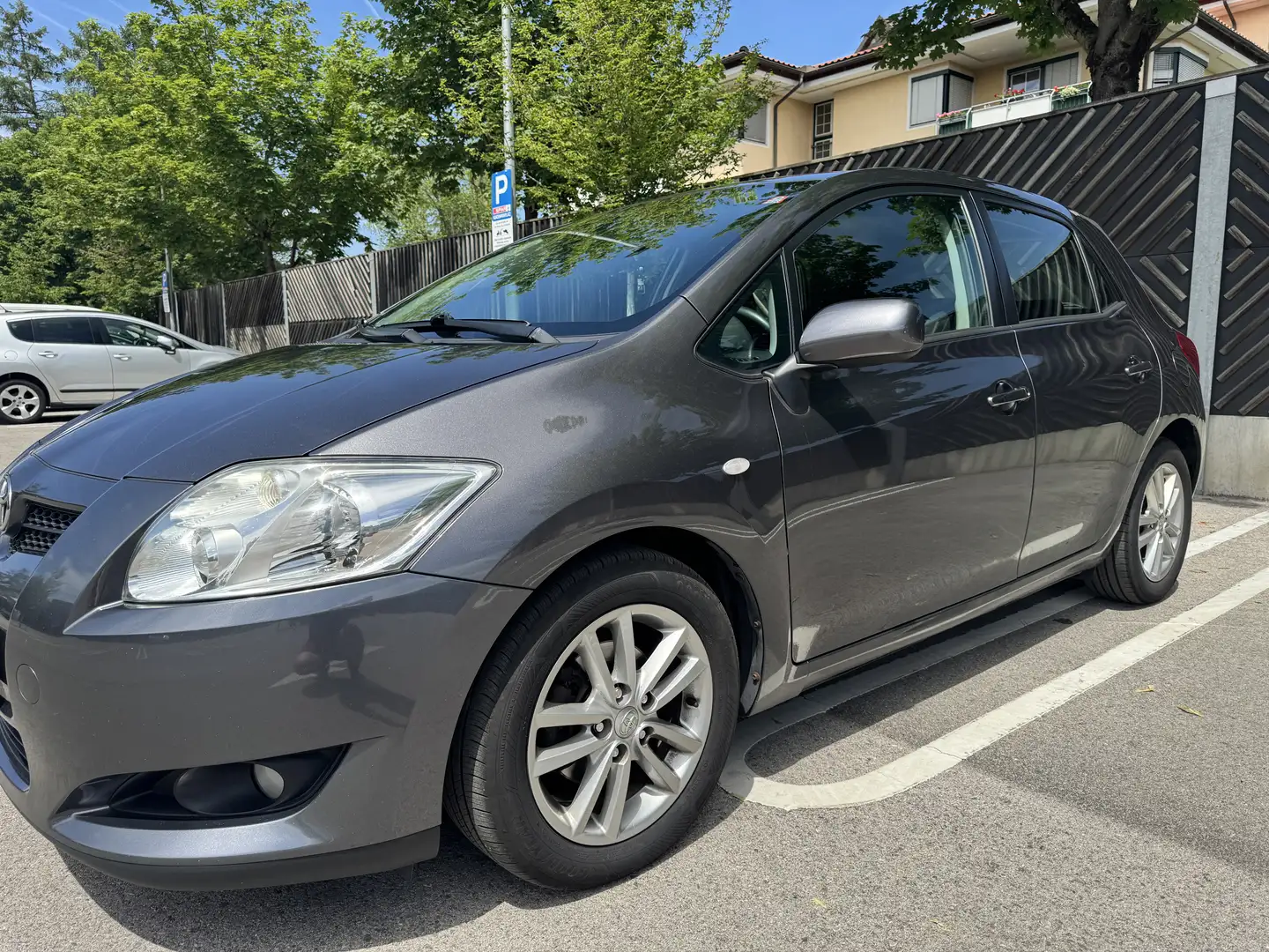 Toyota Auris 1.4 D-4D Life+ - 2