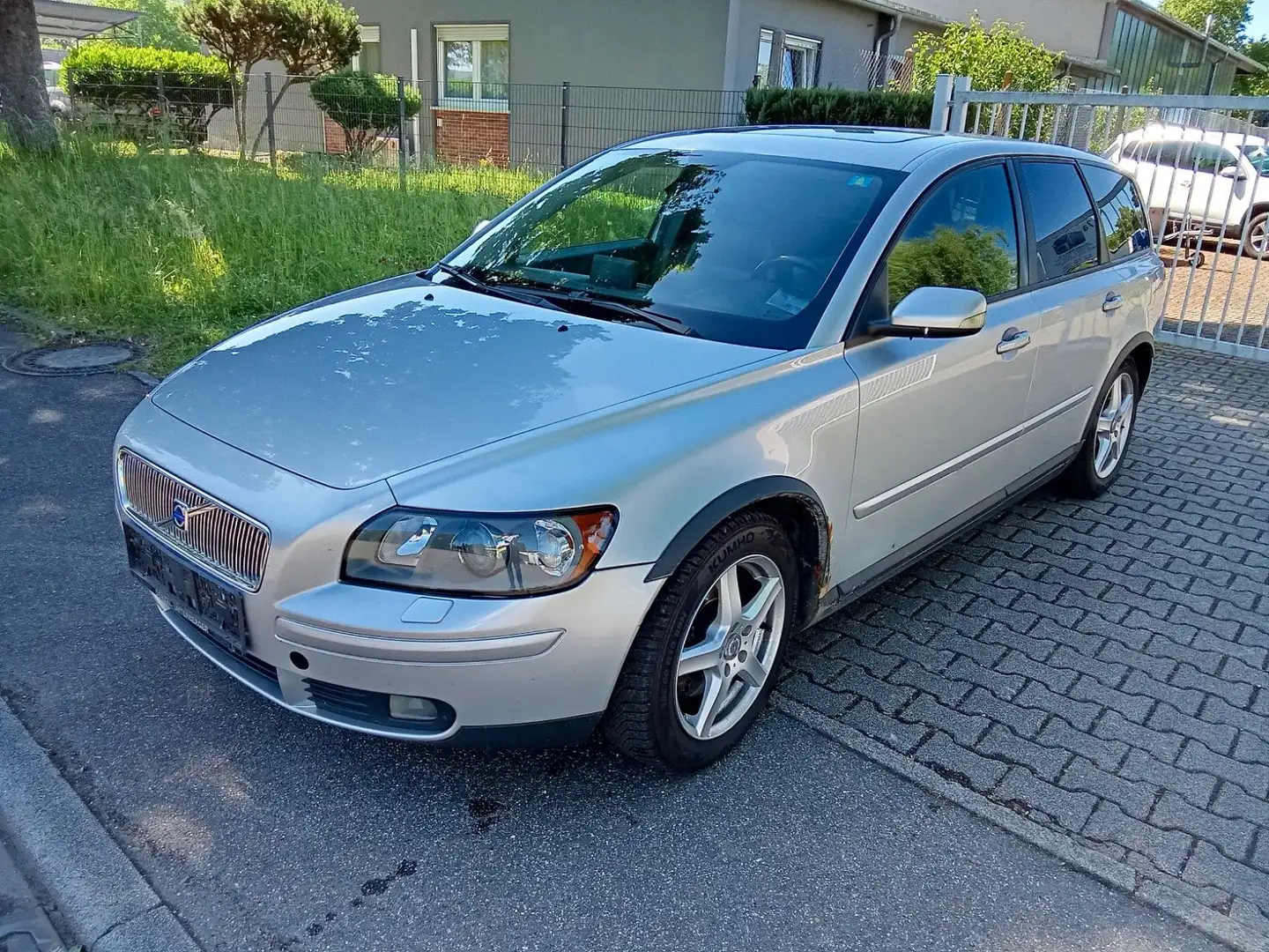 Volvo V50 Kombi 2.0 D Summum Argento - 1