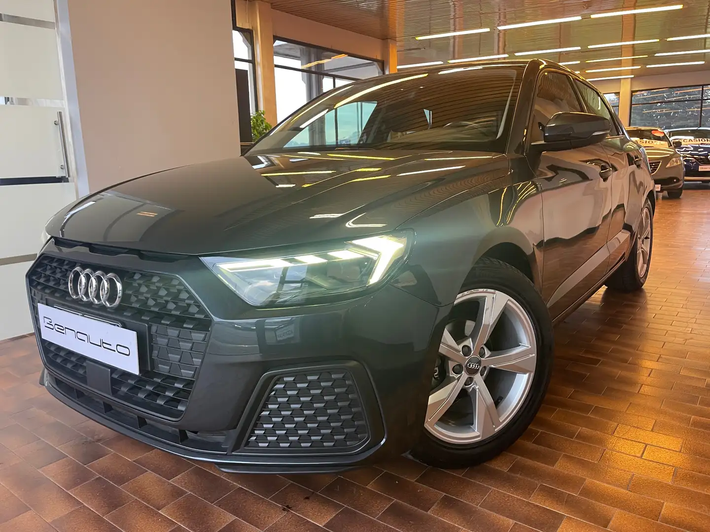 Audi A1 Sportback 25 1.0 tfsi Admired FULL-LED/GOMME NUOVE Gris - 1