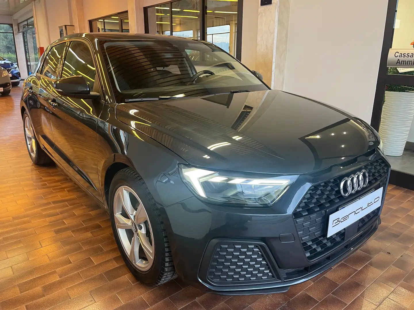 Audi A1 Sportback 25 1.0 tfsi Admired FULL-LED/GOMME NUOVE Gris - 2