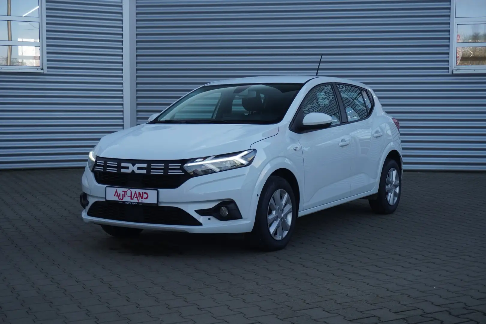 Dacia Sandero III 1.0 TCe 90 Expression Navi LED PDC Weiß - 2
