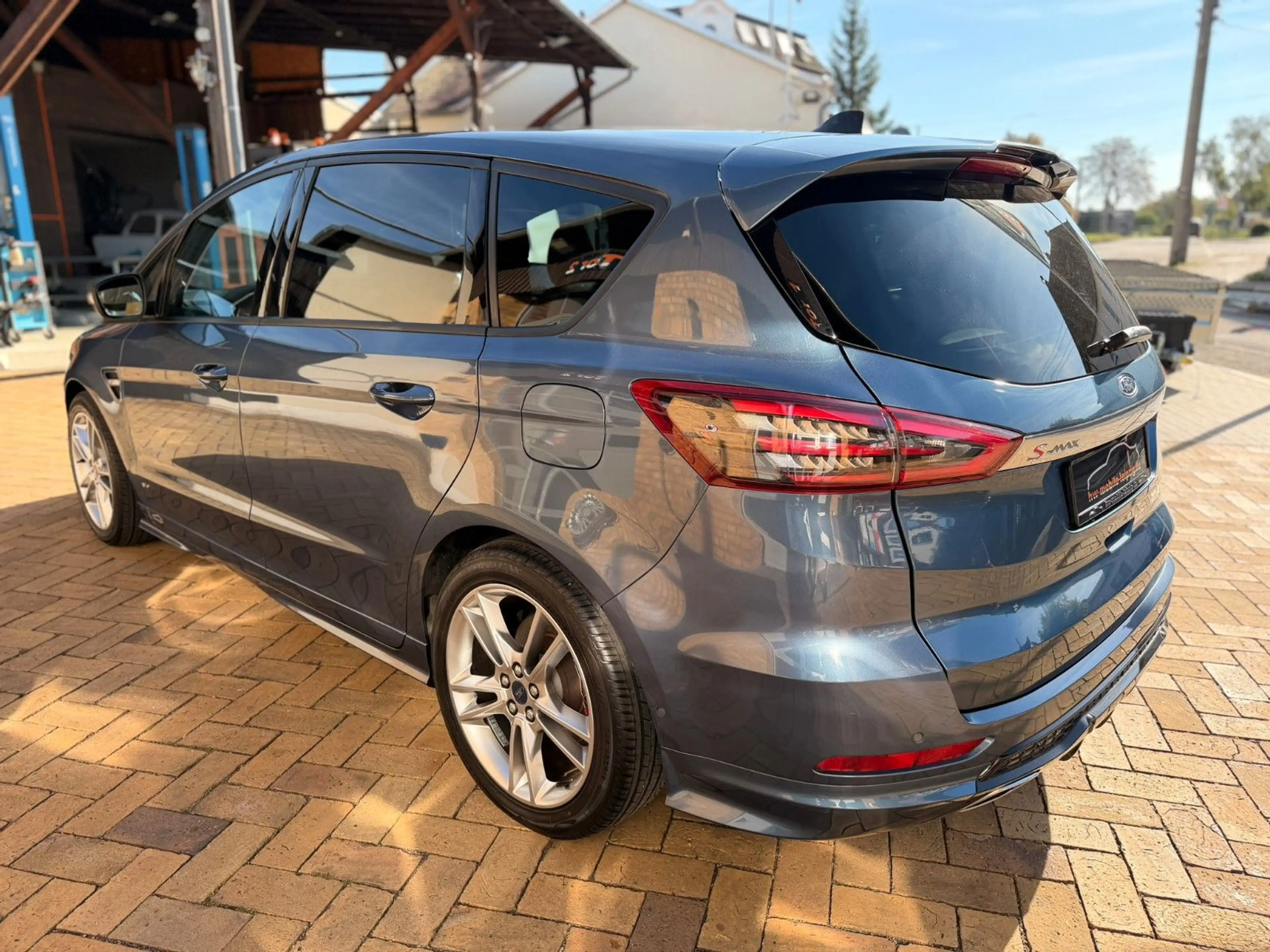 Ford S-Max S-MAX ST-Line AWD AHK Leder LED Pano 7 Sitzer — photo 2