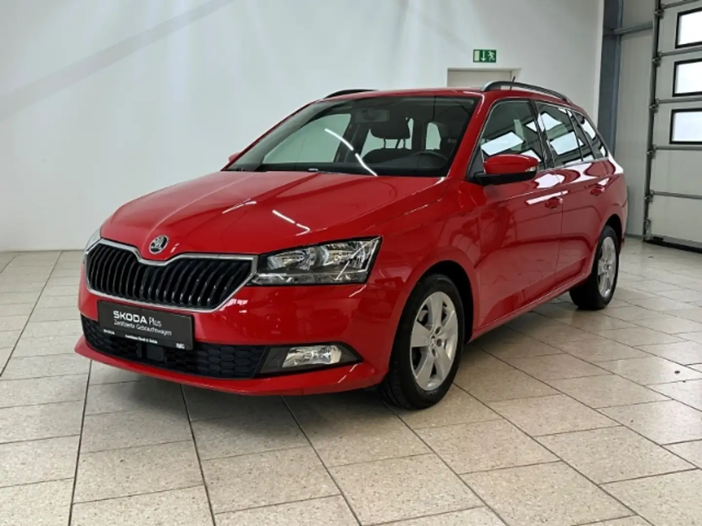 Skoda Fabia 1.0 TSI Combi Ambition Navi SHZ AHK PDC Klima Frei Rot - 2