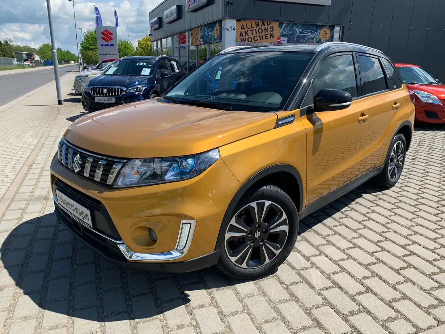 Suzuki Vitara 1.4 Boosterjet Allgrip Automatik Comfort+ Золотий - 1