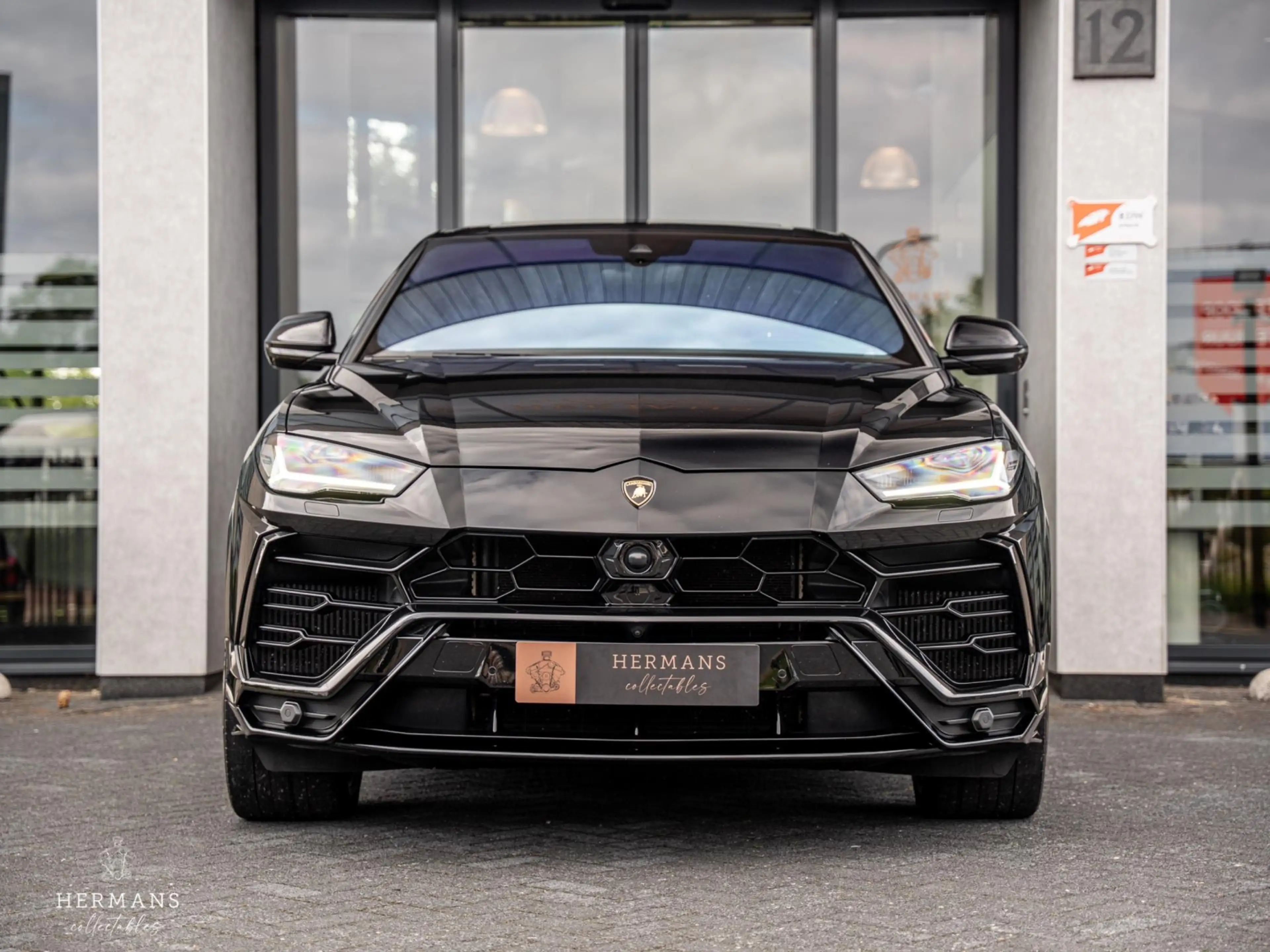 Lamborghini Urus 4.0 V8 / Carbon / B&O 3D / Massage / Pano — photo 3