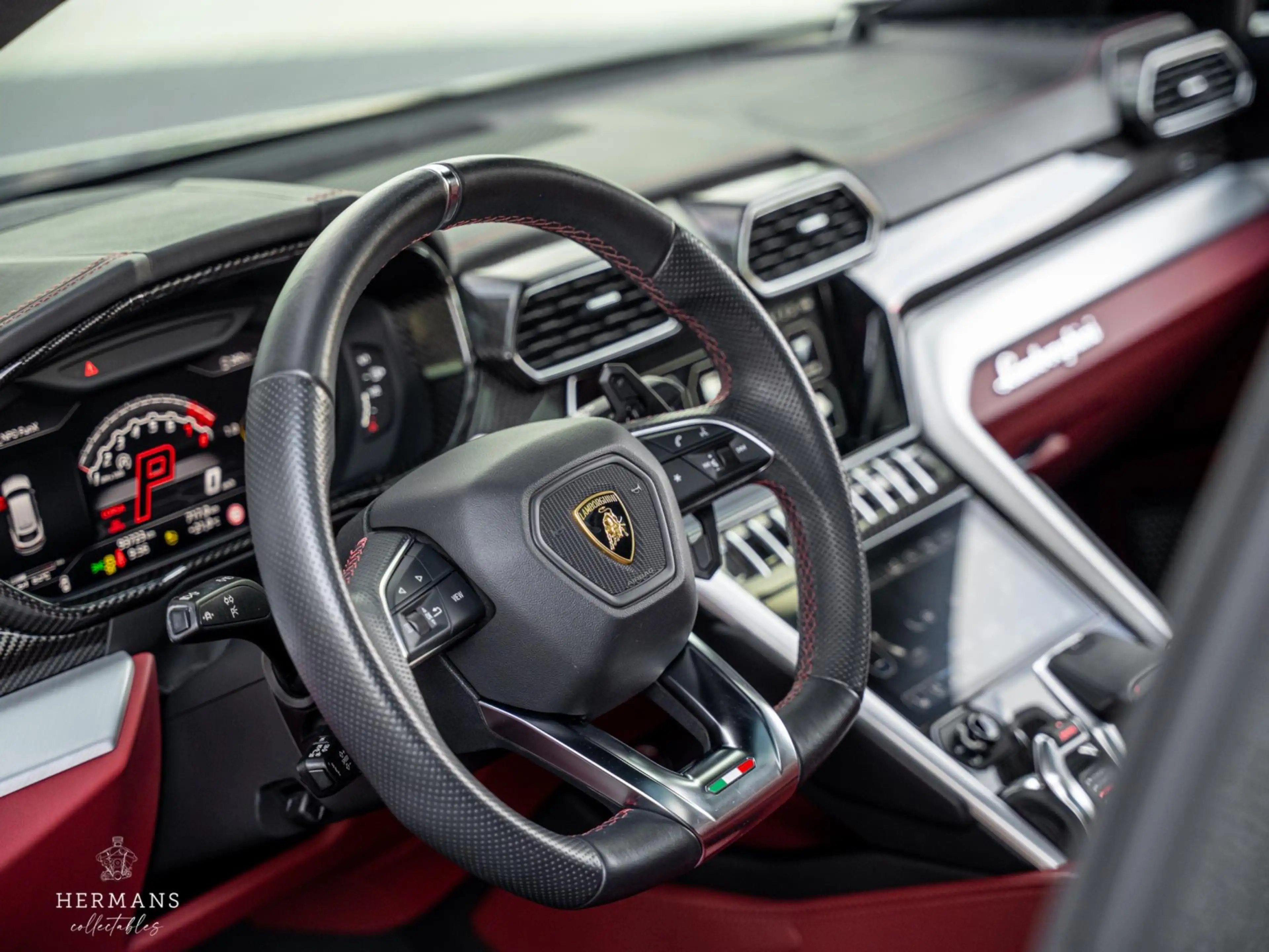 Lamborghini Urus 4.0 V8 / Carbon / B&O 3D / Massage / Pano — photo 13