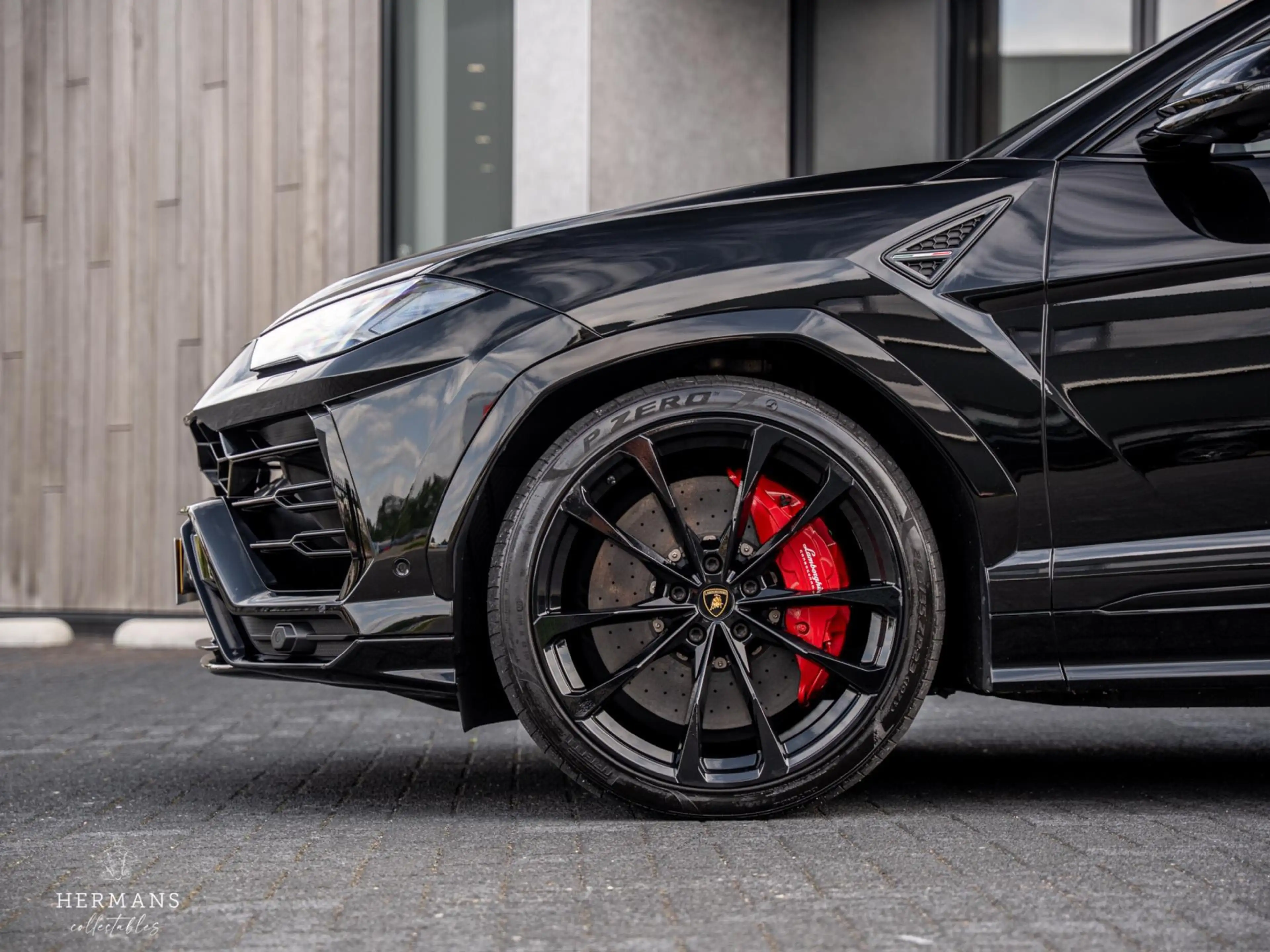 Lamborghini Urus 4.0 V8 / Carbon / B&O 3D / Massage / Pano — photo 11