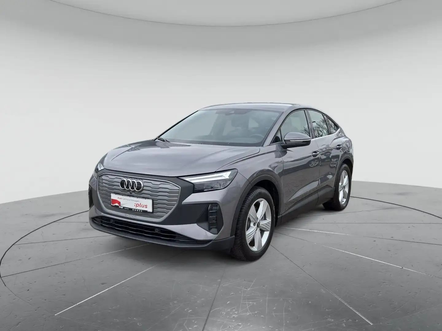 Audi Q4 e-tron 150 kW, LEDER/LED/KAM/ECONOM Grau - 2