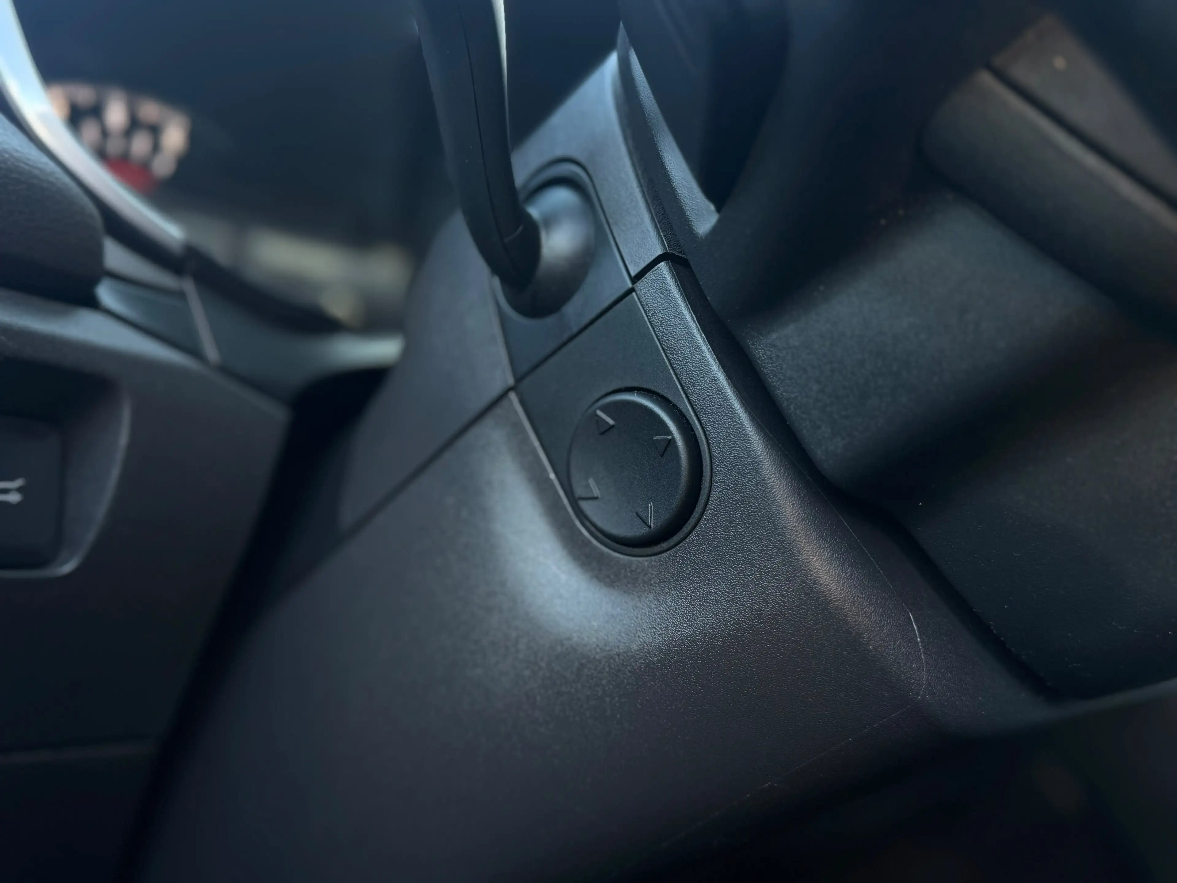 Ford Mondeo — photo 15