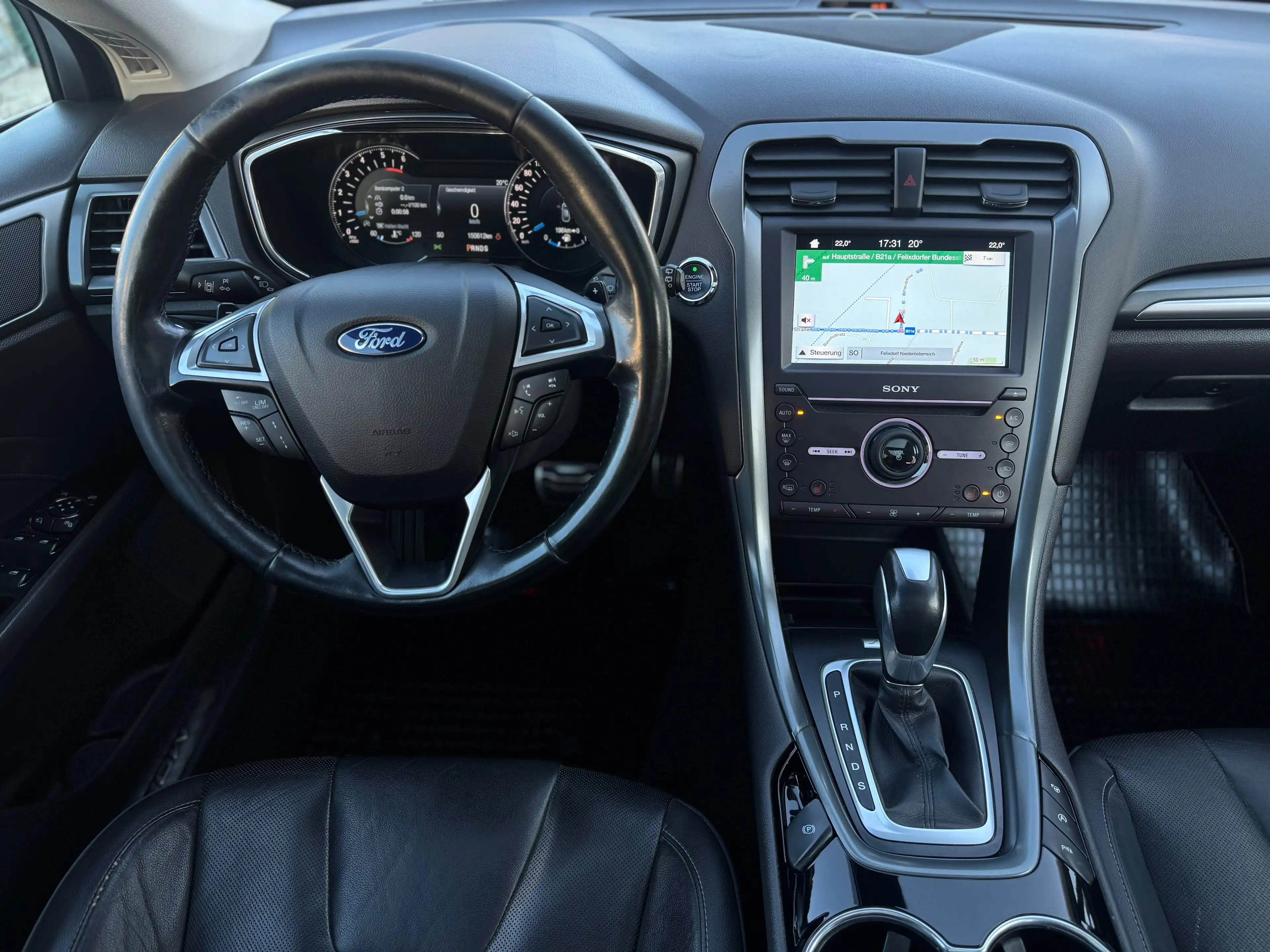 Ford Mondeo — photo 12