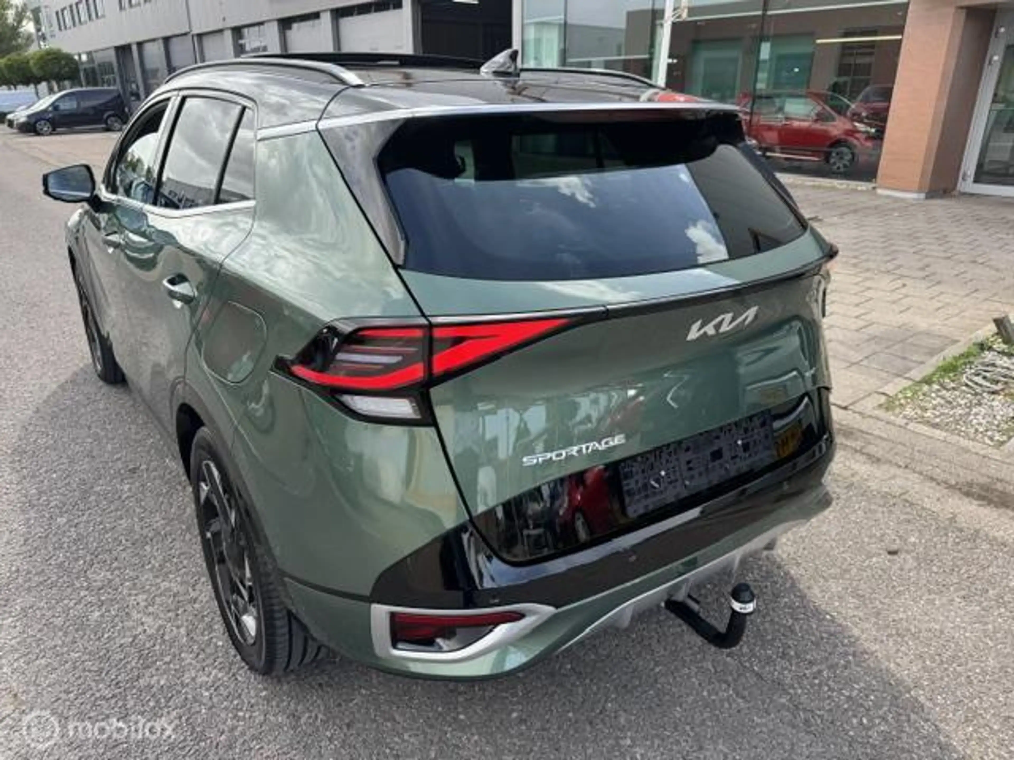 Kia Sportage 1.6 T-GDi Plug-in Hybrid AWD GT-PlusLine — photo 3