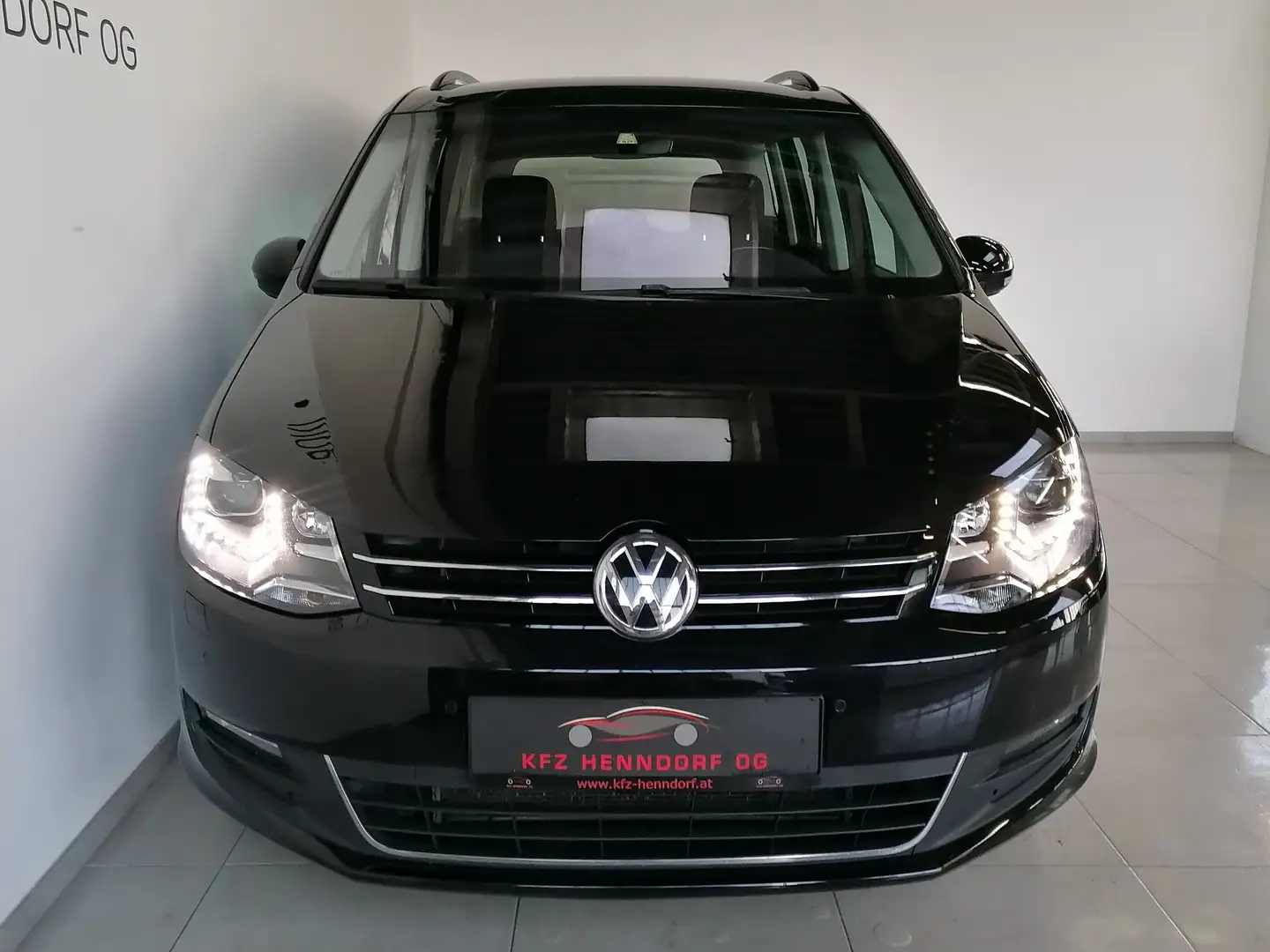 Volkswagen Sharan Business BMT SCR 2,0 TDI ab € 300 / Monat Schwarz - 2