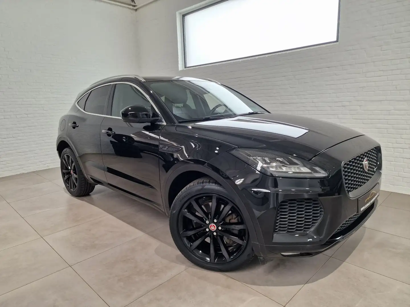 Jaguar E-Pace R-DYNAMIC BENZINE AWD AUTOMAAT 38000KM-PANO DAK. Nero - 1