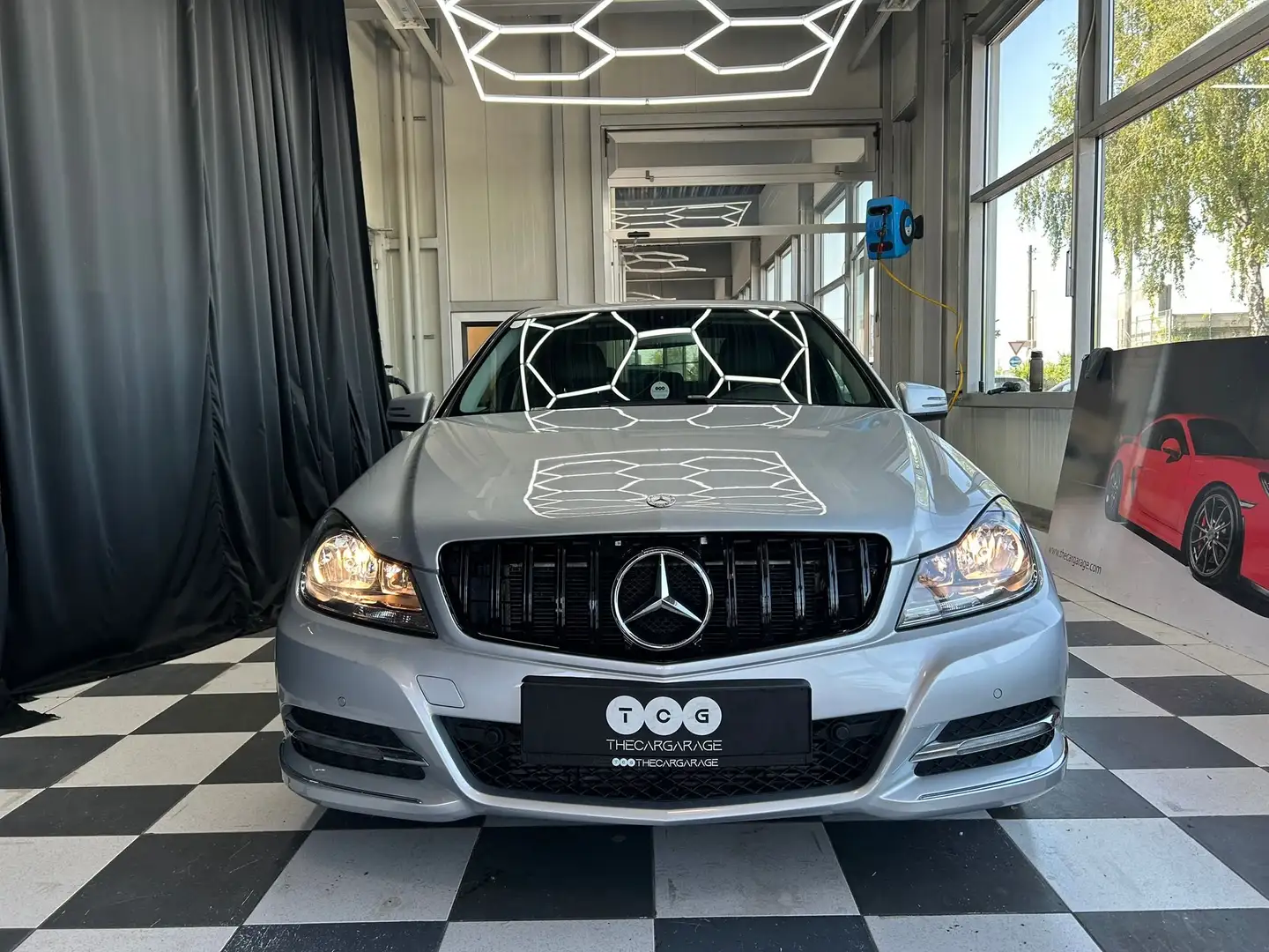 Mercedes-Benz C 220 C 220 CDI BlueEfficiency Edition Grau - 2