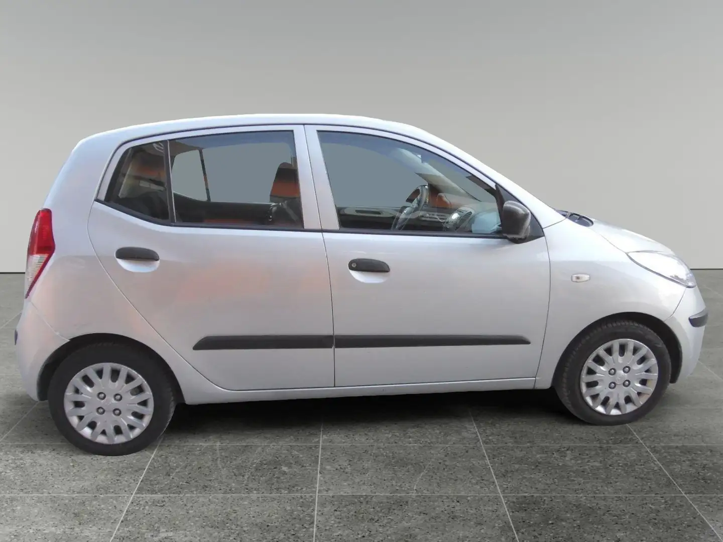 Hyundai i10 i10 1.1 12V Style IN OTTIMO STATO Argento - 2