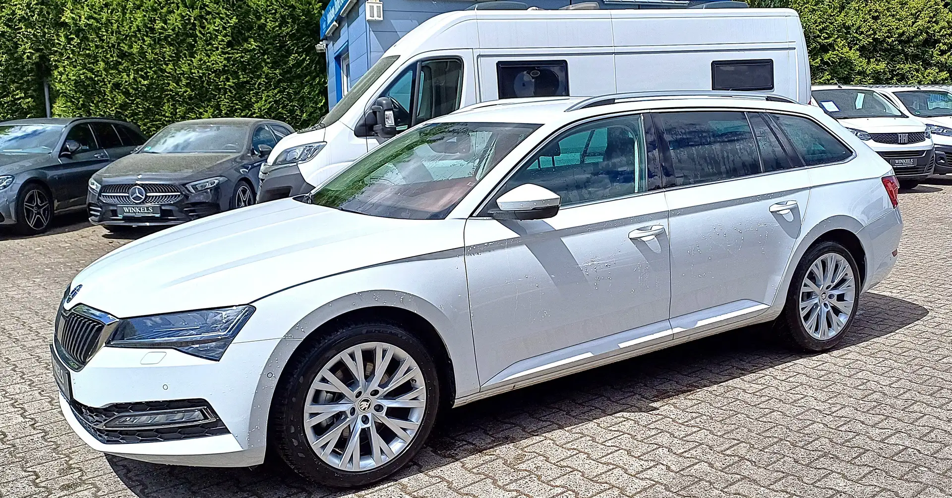 Skoda Superb Style DSG-Klimaaut-Navi-360°-Memory-ACC-PDC-18" Blanc - 1