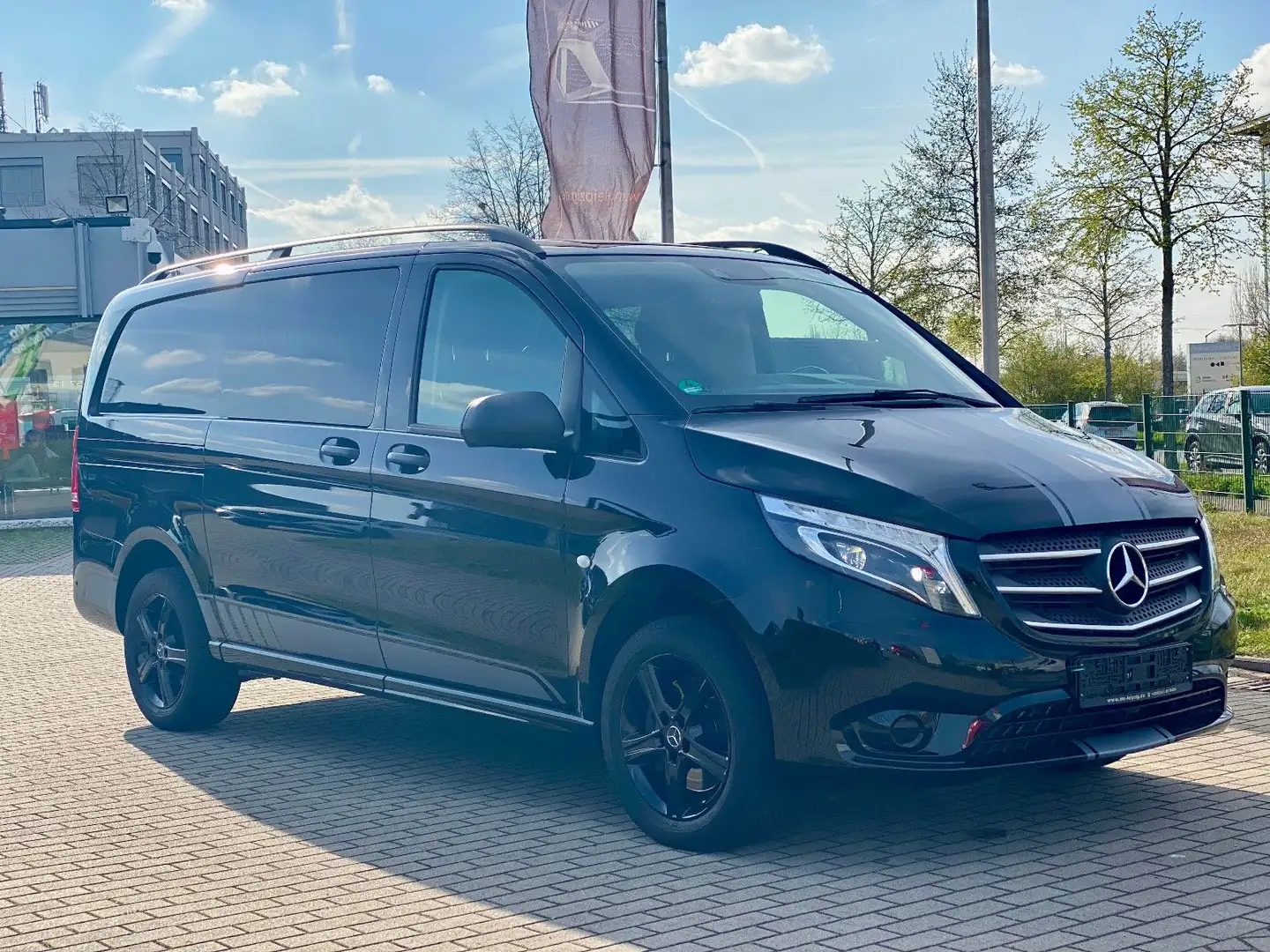 Mercedes-Benz Vito Kasten 119 CDI 4x4 lang Sport Line LED Navi Noir - 2