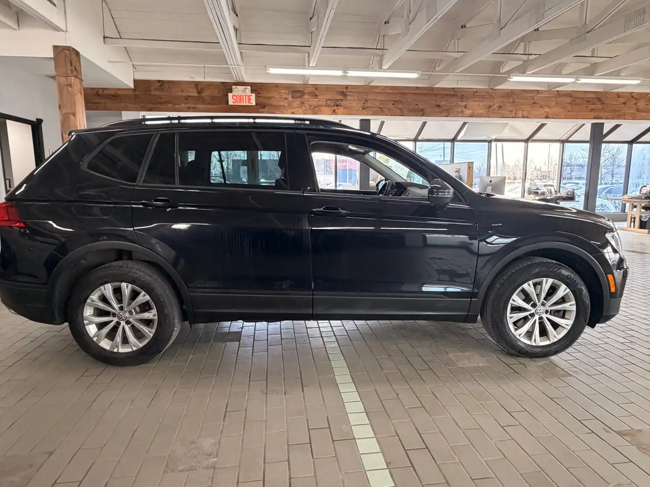 Volkswagen Tiguan снимка Volkswagen Tiguan